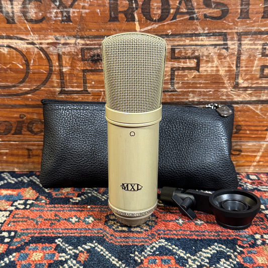MXL 1006 Large Diaphragm Condenser Microphone #1 w/ Clip & Bag