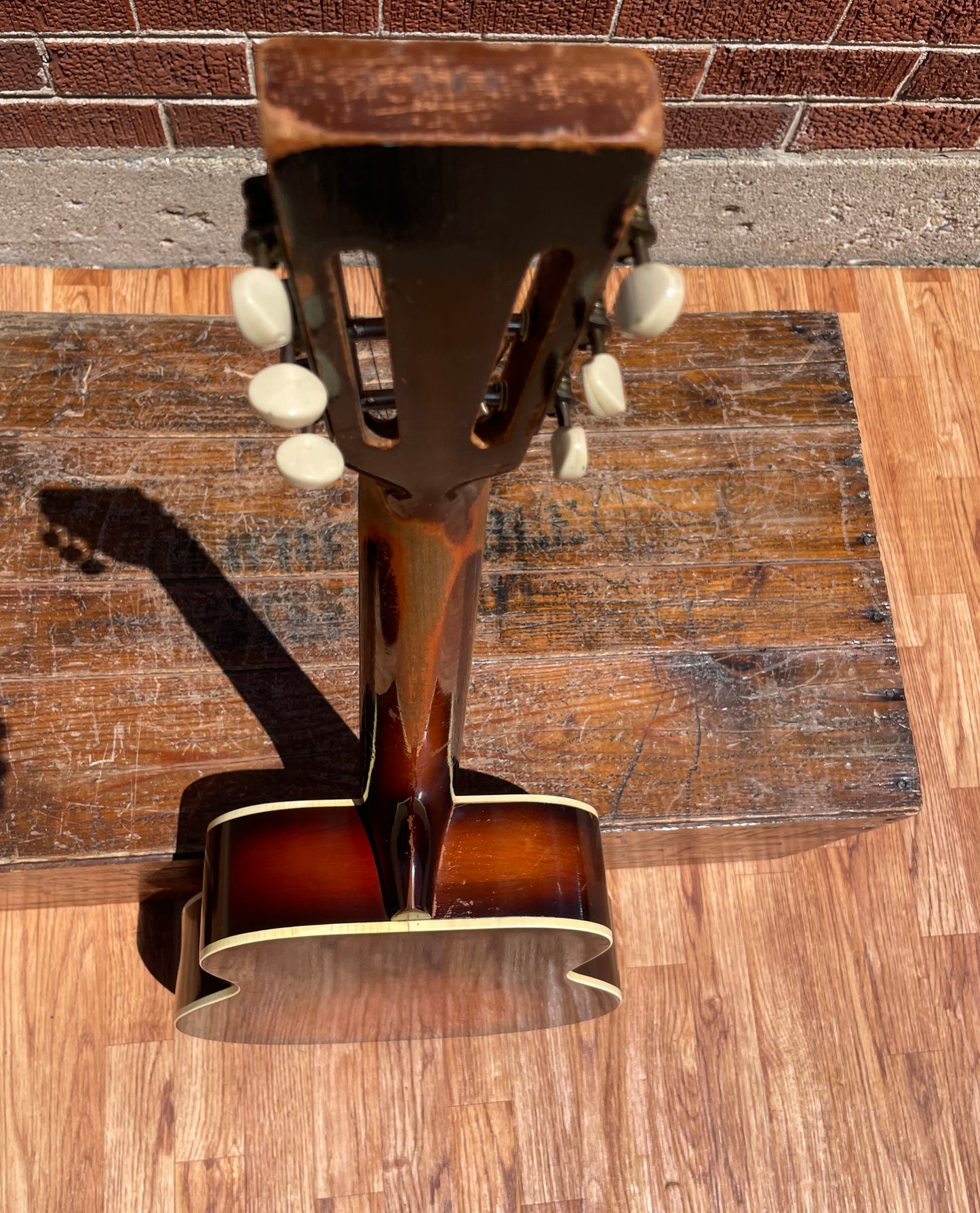 1930s National Trojan Resonator Guitar Sunburst Dobro - D Serial Number