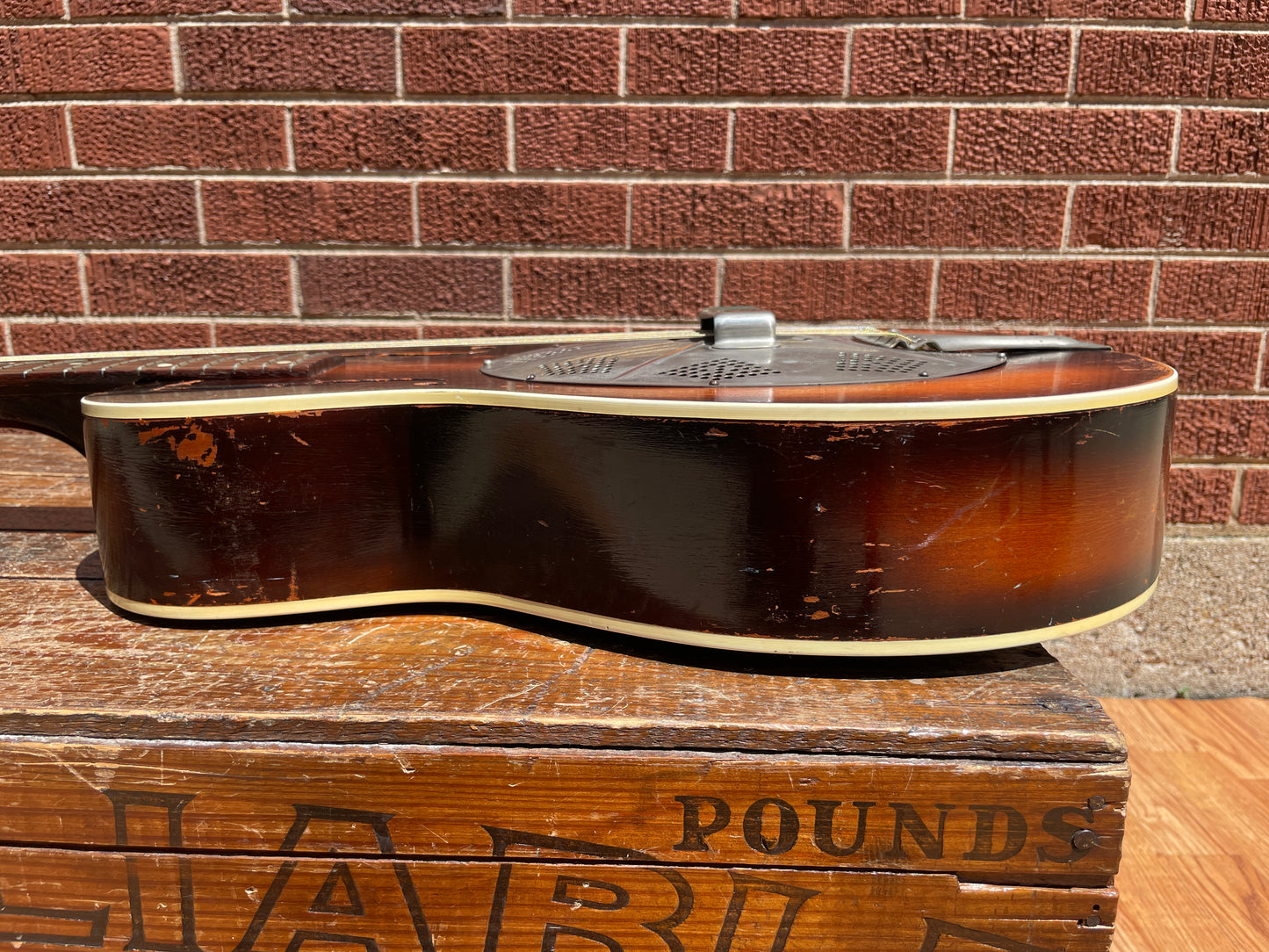 1930s National Trojan Resonator Guitar Sunburst Dobro - D Serial Number
