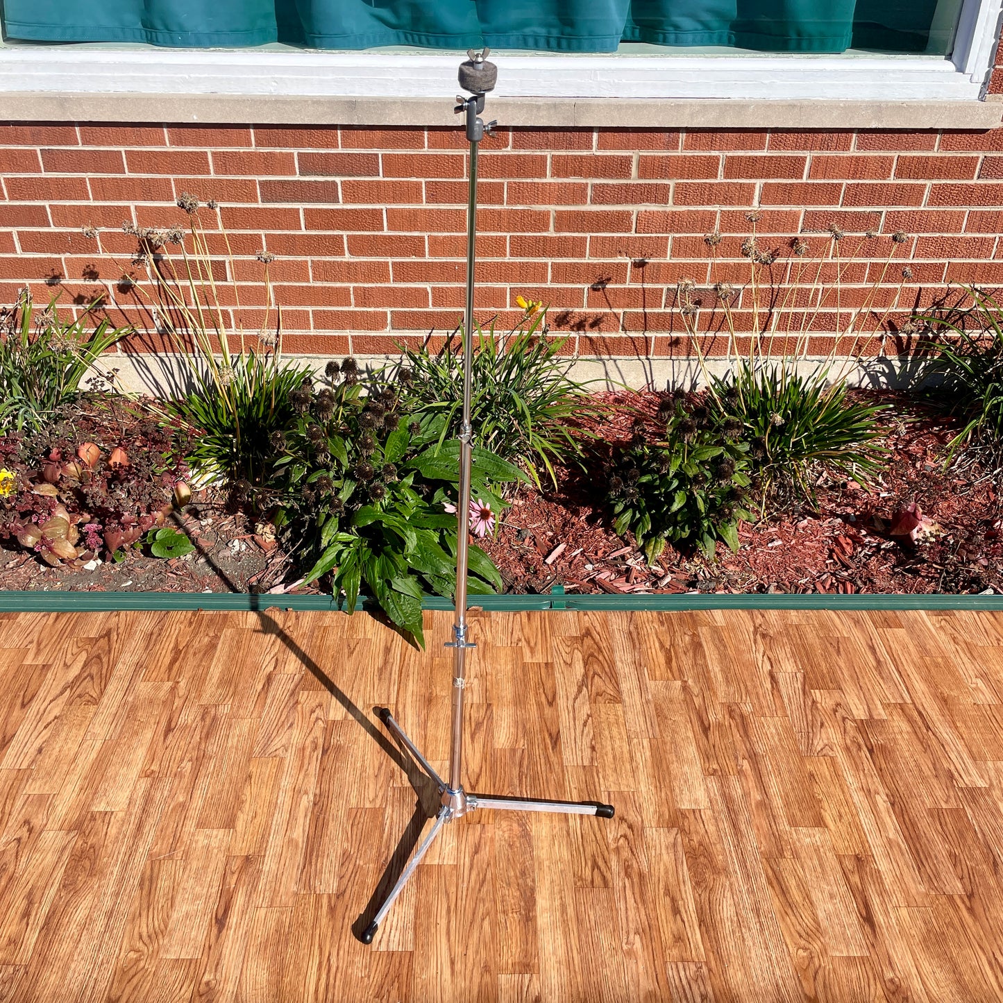 1960s Slingerland No. 33F Flush Base Cymbal Stand