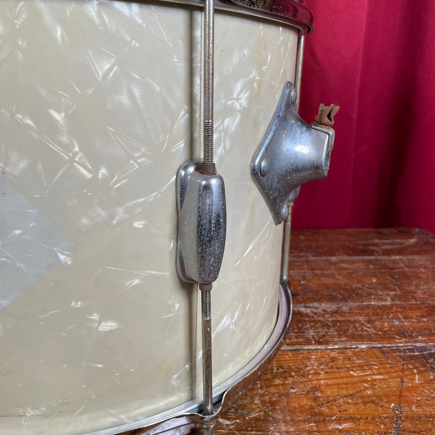 1970s Slingerland 10x14 Tom Single White Marine Pearl