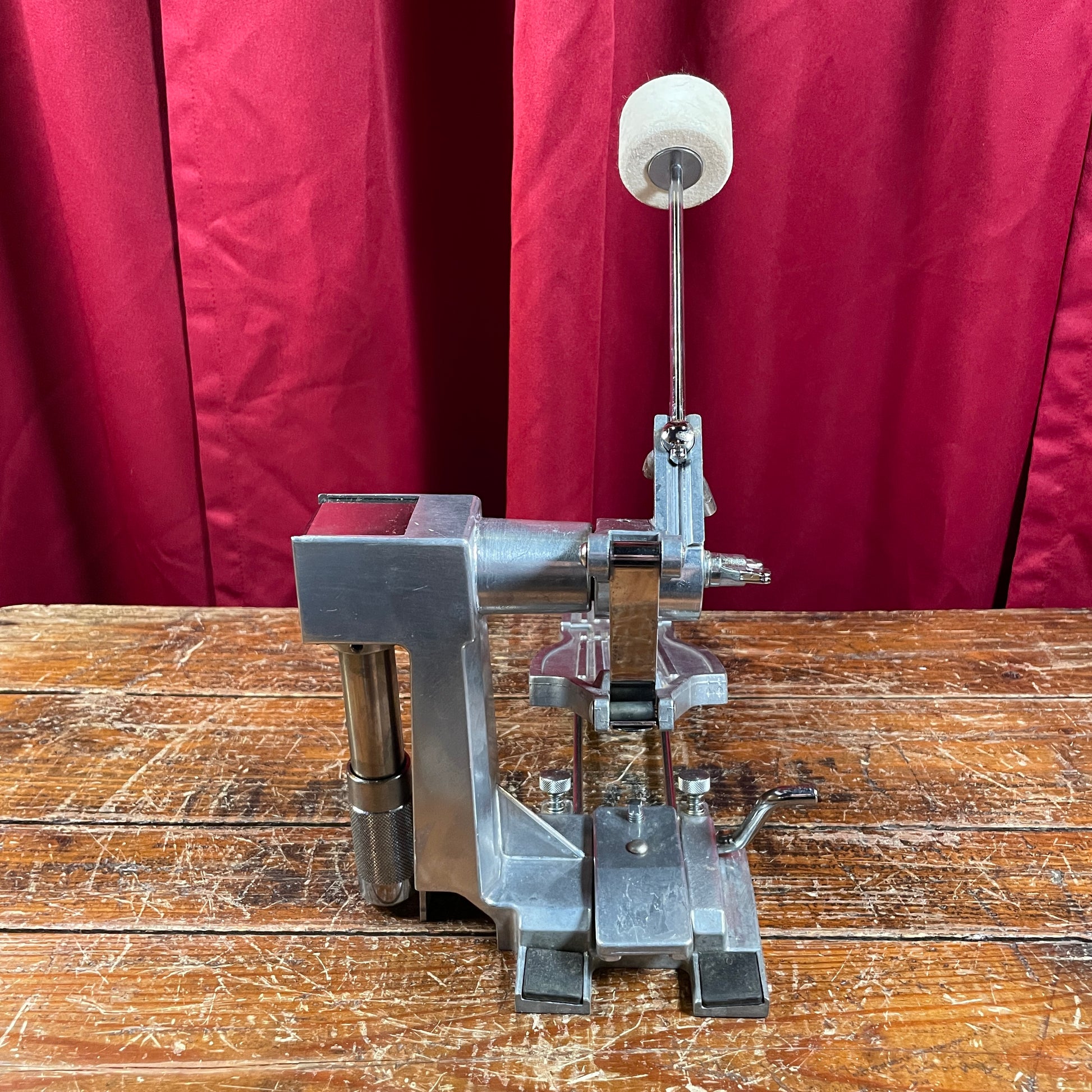 tama king beat pedal Vintage Tama 6755 King Beat Bass Drum Pedal Mid-1980s – Drugan's Drums & Guitars