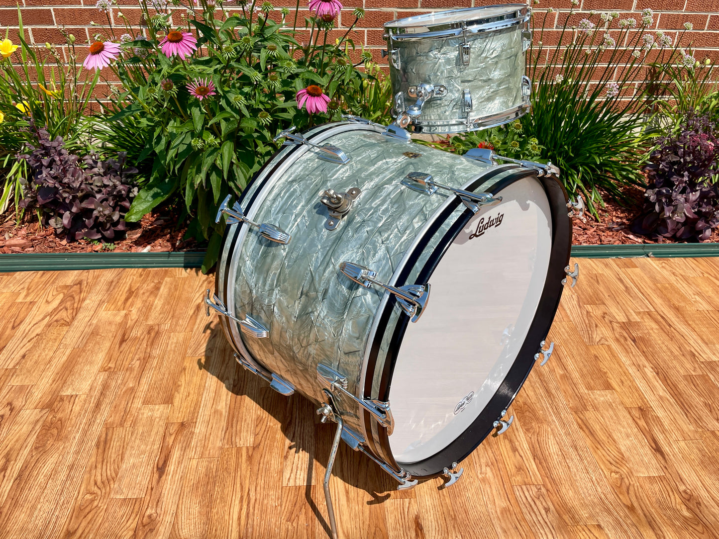 1960 Ludwig 2pc Drum Set Sky Blue Pearl Trans Badge 22/12