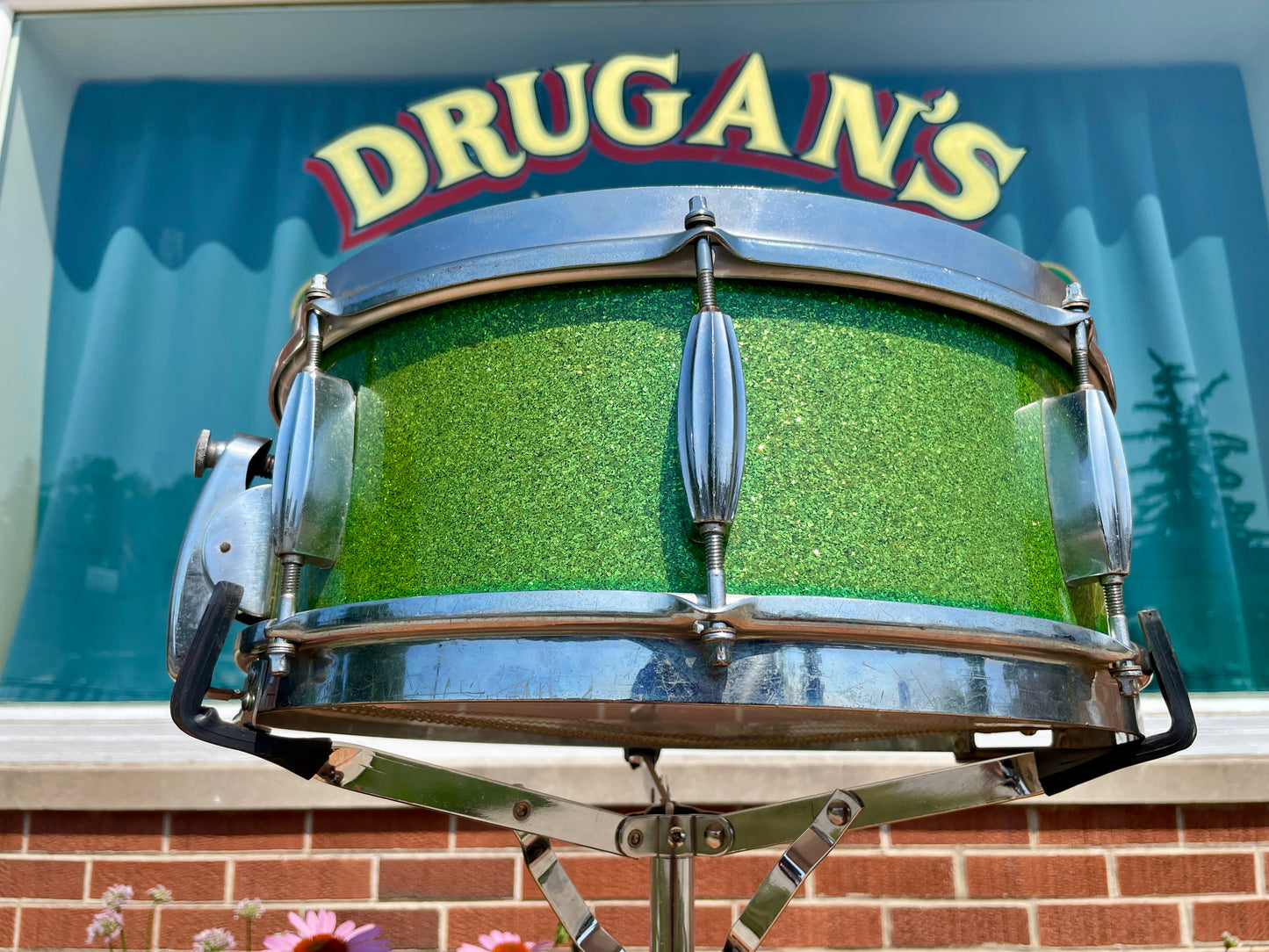 1953-56 Slingerland Super Gene Krupa Radio King 5.5x14 Snare Drum Green Sparkle Glass Glitter w/ Dog Tag Badge