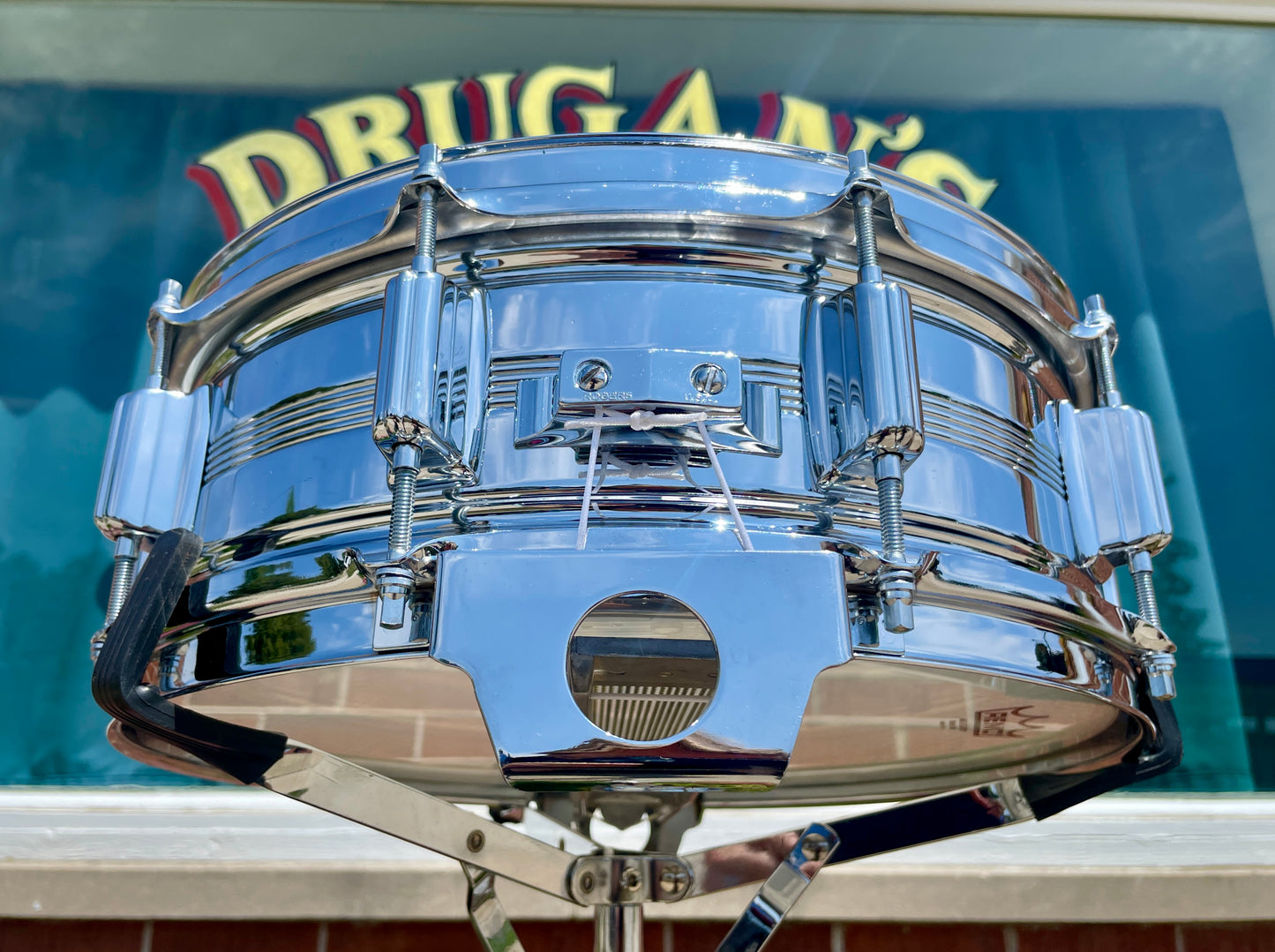 Early 1970s Rogers Dyna-Sonic 5-Line 5x14 Snare Drum Chrome Over Brass Dynasonic COB