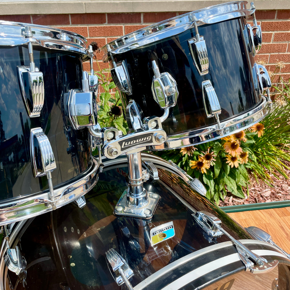1970s Ludwig Smoke Black Vistalite Big Beat Drum Set 22/12/13/16