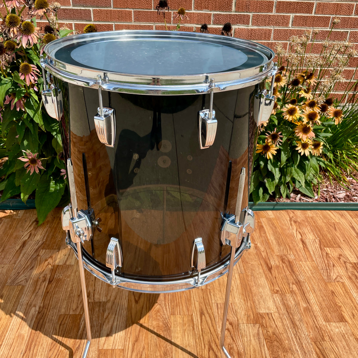 1970s Ludwig Smoke Black Vistalite 16x16 Floor Tom Drum