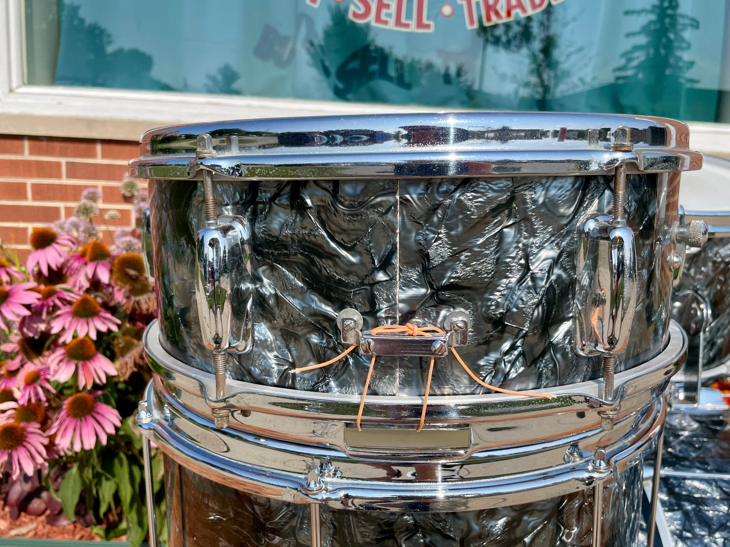 1960s Slingerland 5.5x14 Deluxe Student Model No. 161 Snare Drum Black Diamond Pearl
