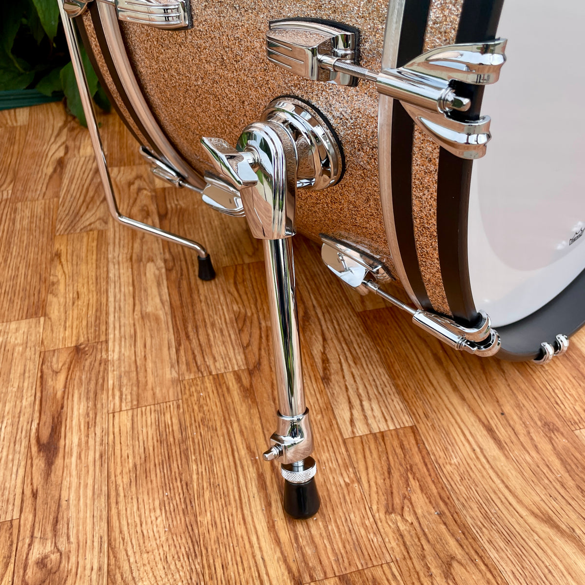 Ludwig Classic Maple 3pc New Yorker Drum Set Champagne Sparkle 12x22/12/16