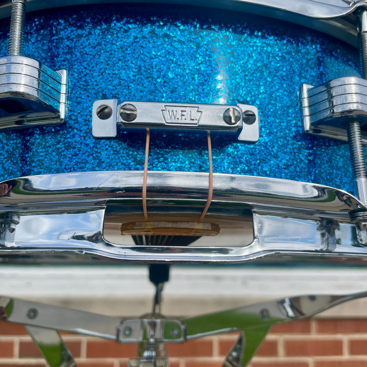 1958-1960 Ludwig Down Beat 4x14 Snare Drum Blue Sparkle