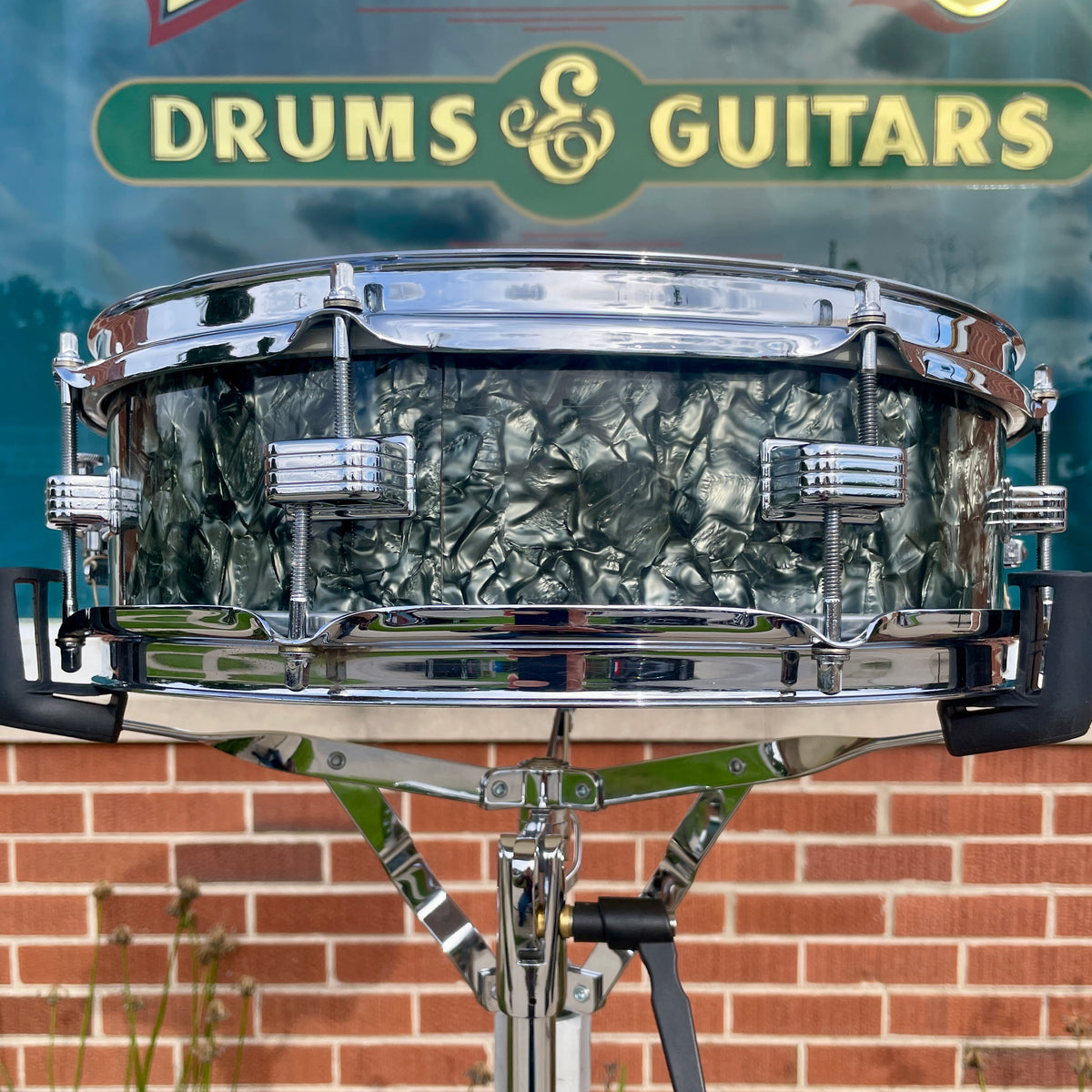 1958-1960 Ludwig Down Beat 4x14 Snare Drum Black Diamond Pearl