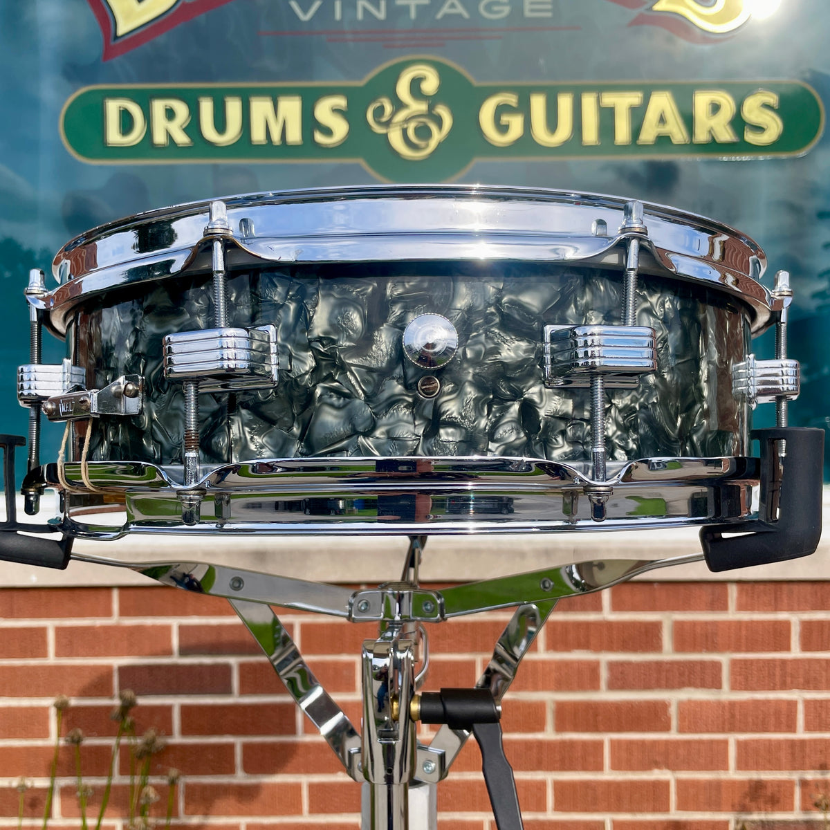 1958-1960 Ludwig Down Beat 4x14 Snare Drum Black Diamond Pearl