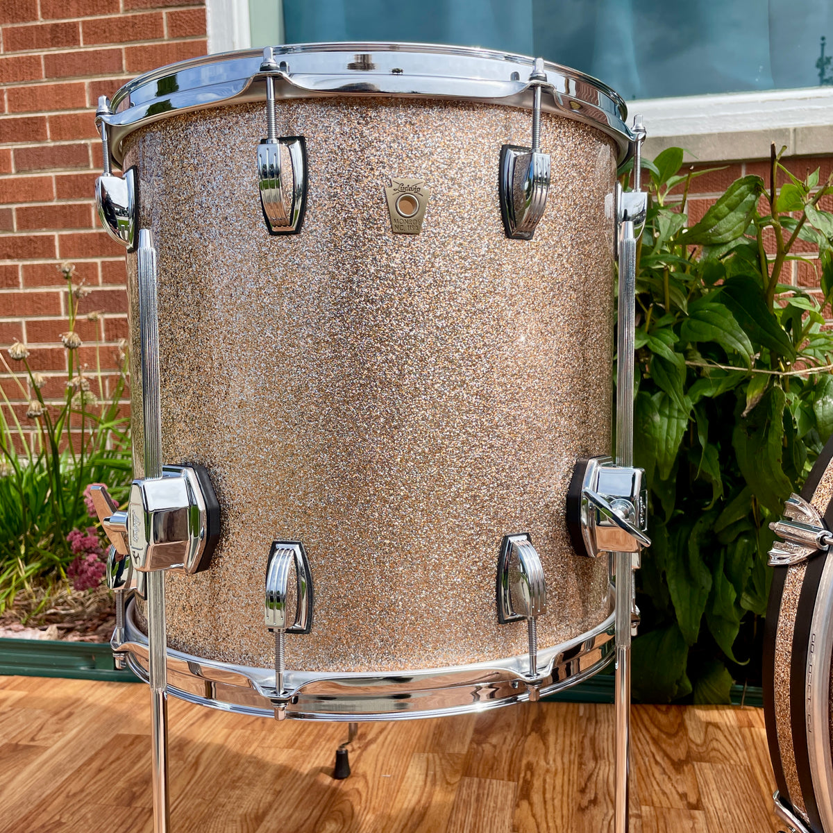 Ludwig Classic Maple 3pc Downbeat Drum Set Champagne Sparkle 12x20/12/14