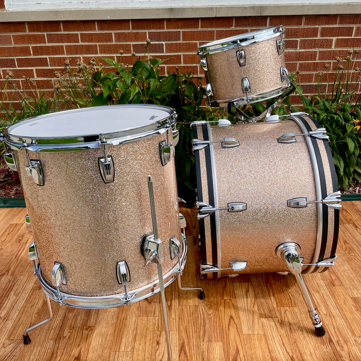 Ludwig Classic Maple 3pc Downbeat Drum Set Champagne Sparkle 12x20/12/14