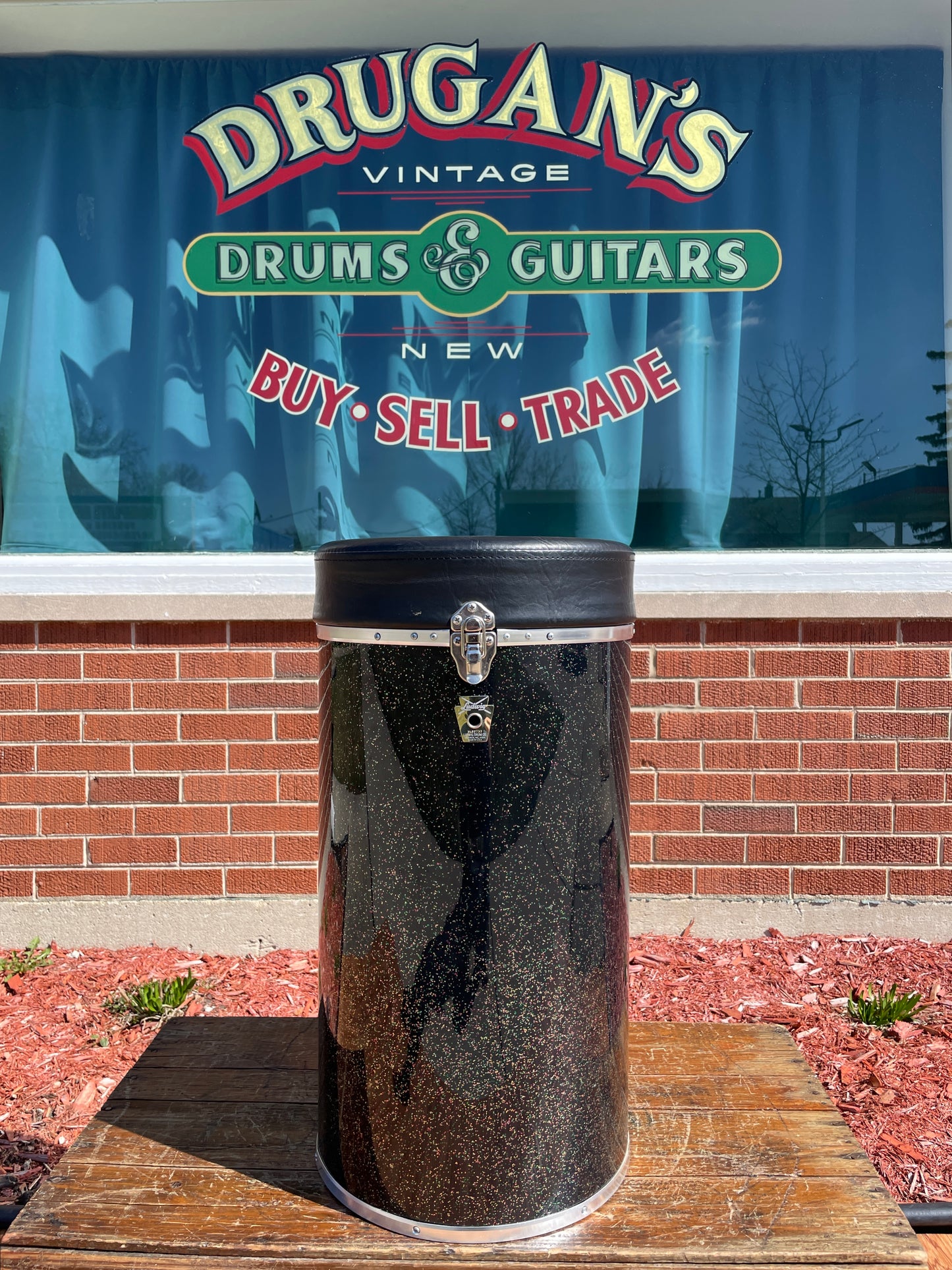 Ludwig No. L-1027 Canister Throne Black Galaxy Sparkle Seat Case