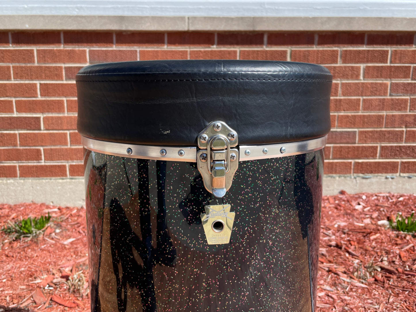 Ludwig No. L-1027 Canister Throne Black Galaxy Sparkle Seat Case