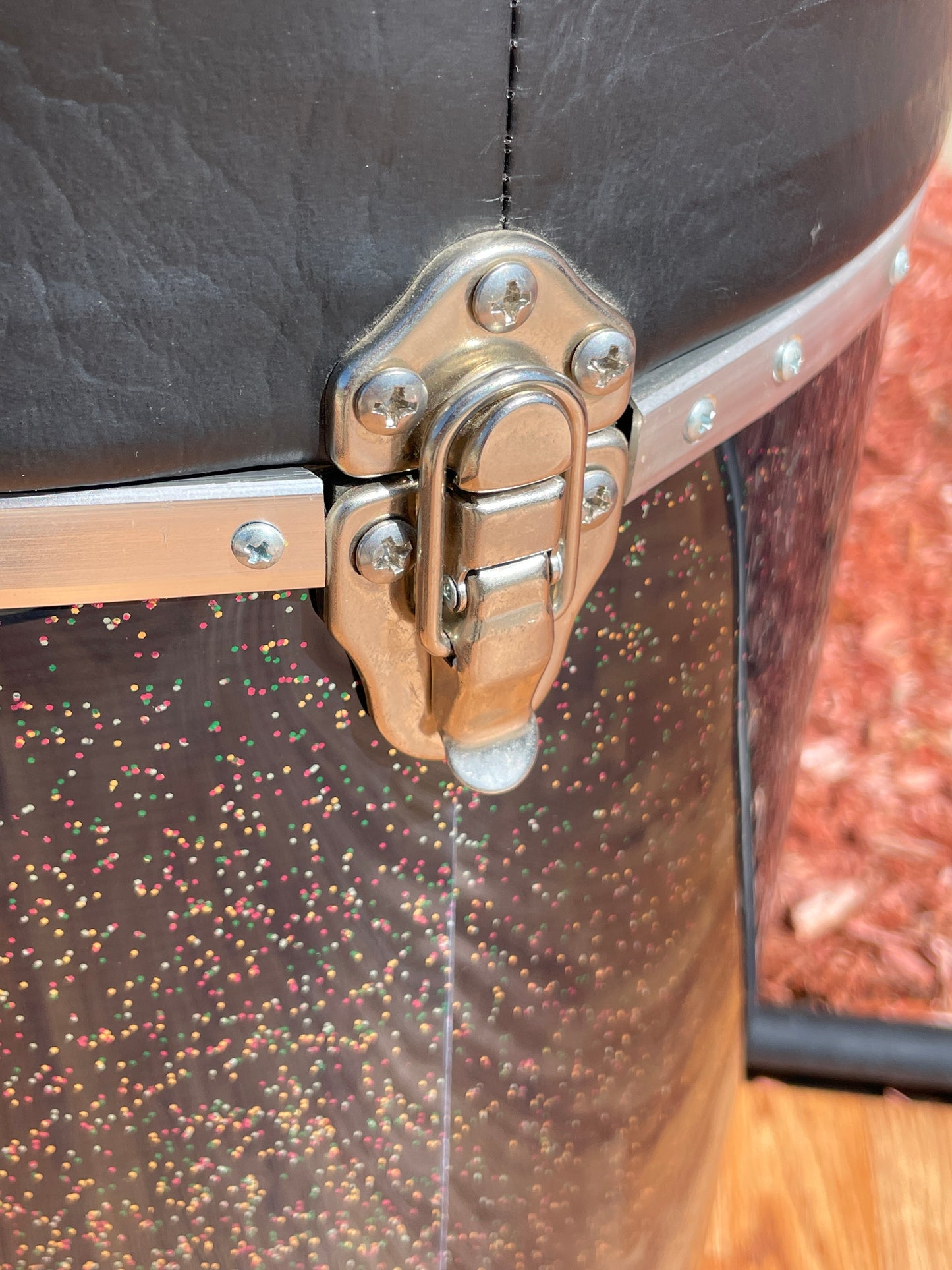 Ludwig No. L-1027 Canister Throne Black Galaxy Sparkle Seat Case