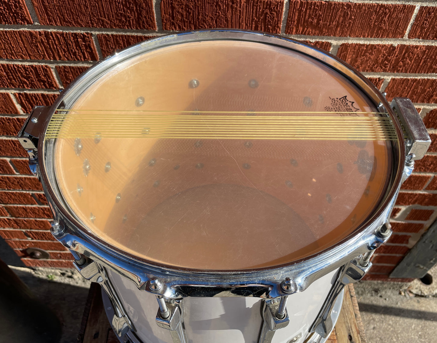 1980s / 1990s Ludwig 12x14 Challenger Parade Marching Snare Drum White Cortex