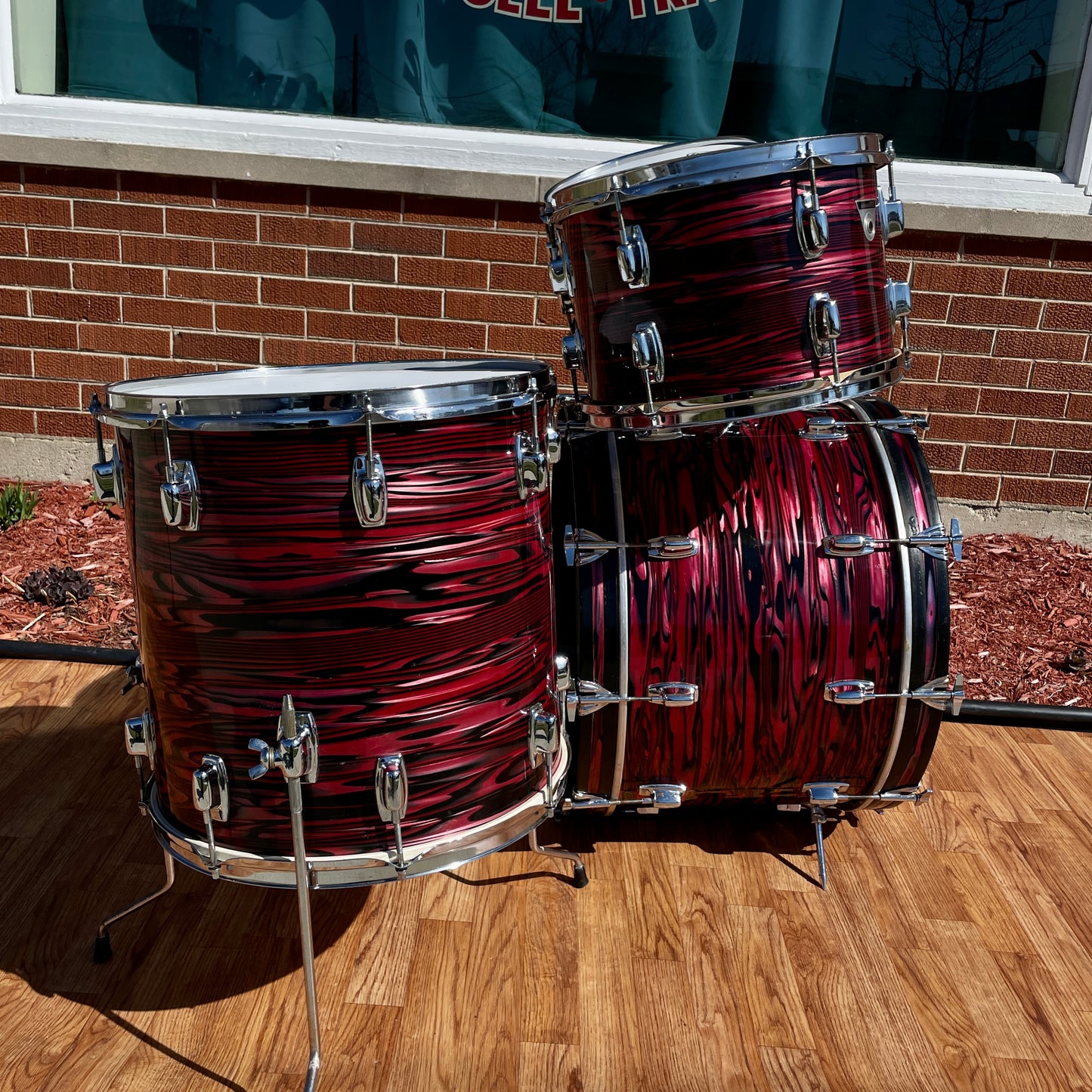 1970s Ludwig Standard Drum Set Ruby Red Strata 22/12/13/16