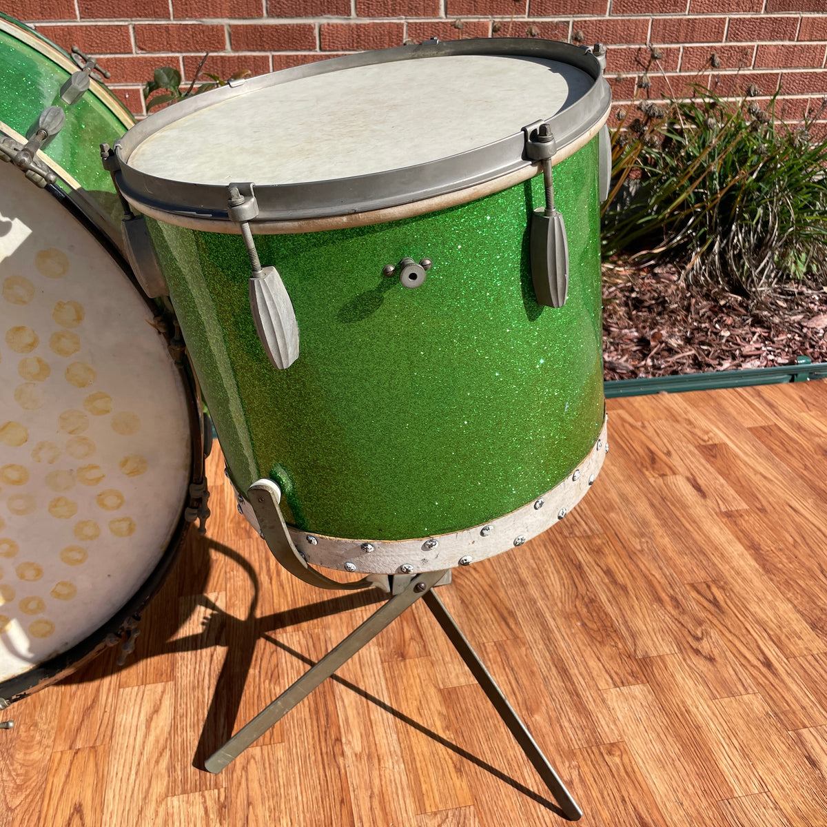 1920s-1930s Slingerland Radio King 2pc Drum Set Green Glass Glitter
