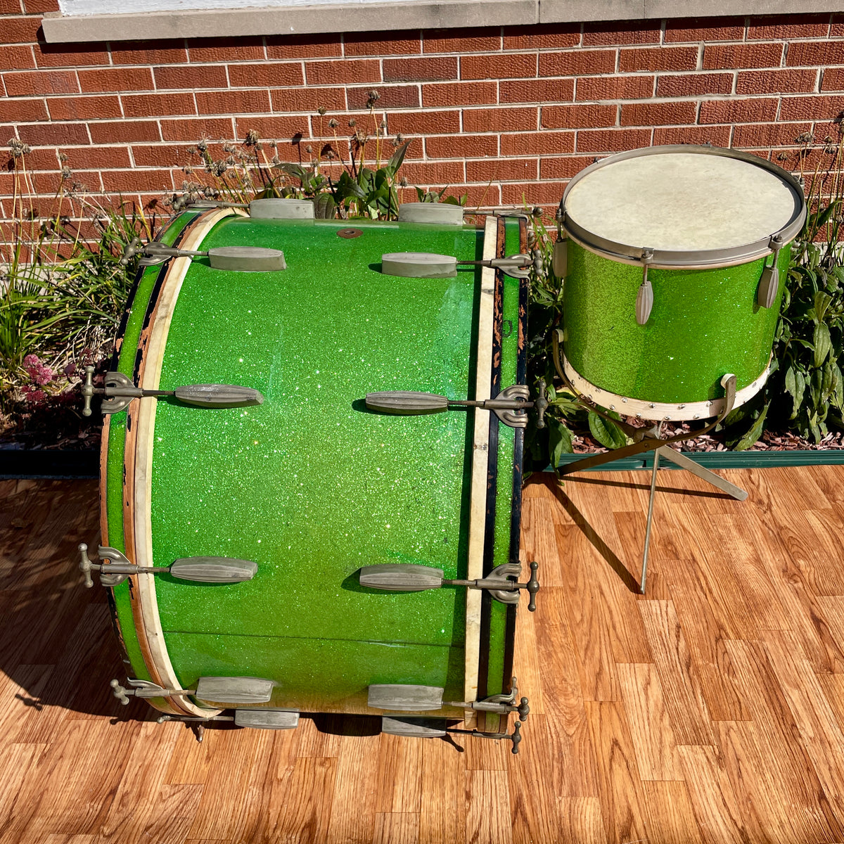 1920s-1930s Slingerland Radio King 2pc Drum Set Green Glass Glitter