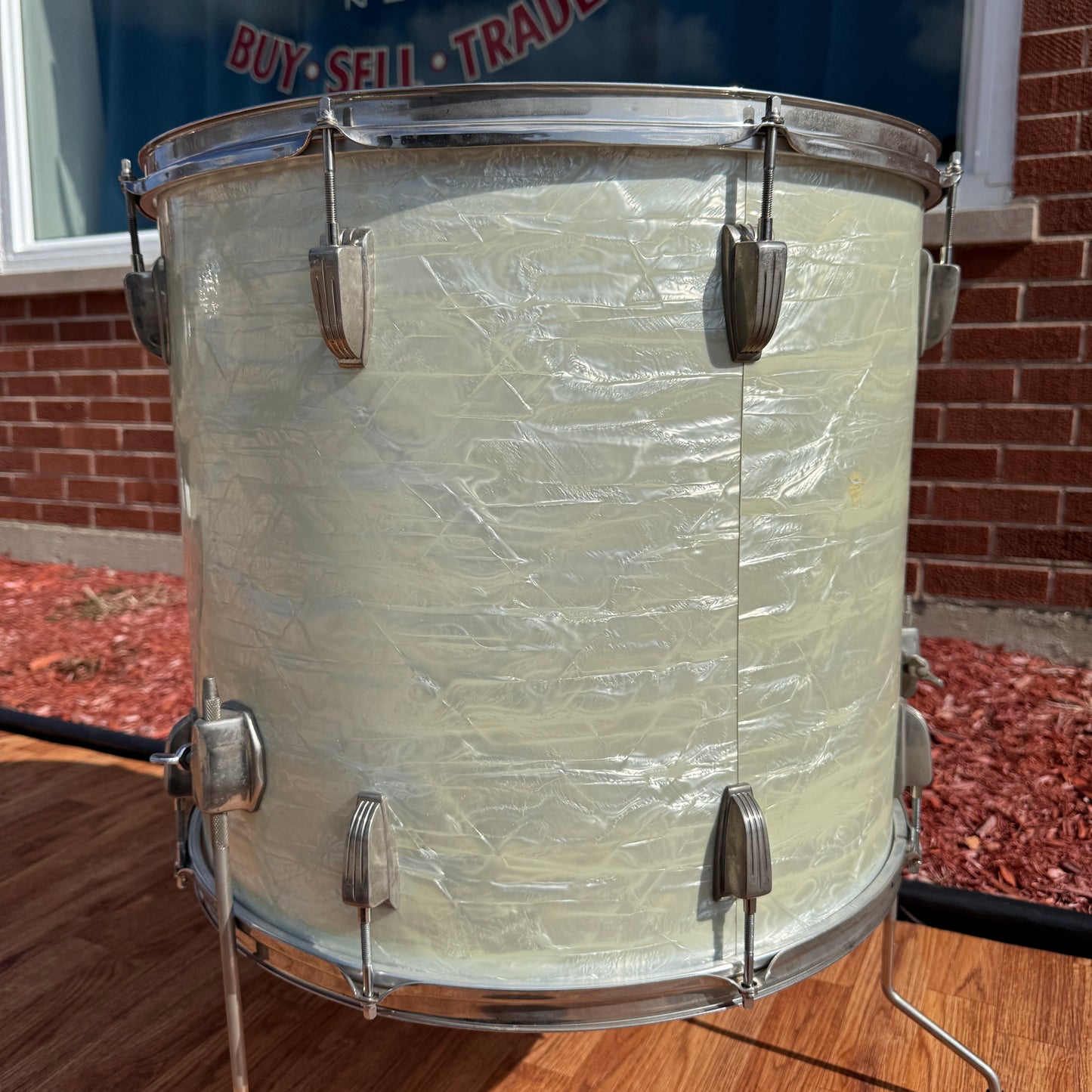 Early 1960's Ludwig Pre-Serial Super Classic 18x20 Floor Tom White Marine Pearl