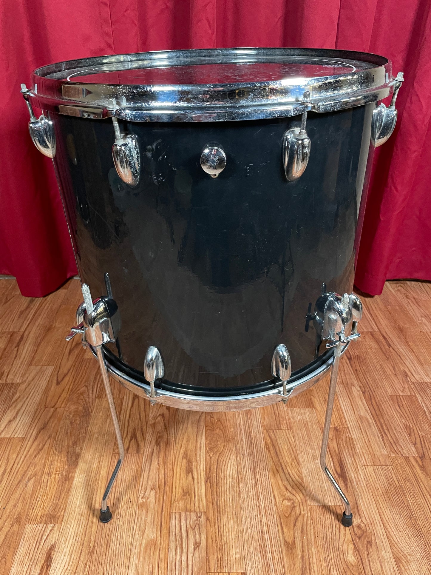 1970s Slingerland 16x18 Floor Tom Drum Black