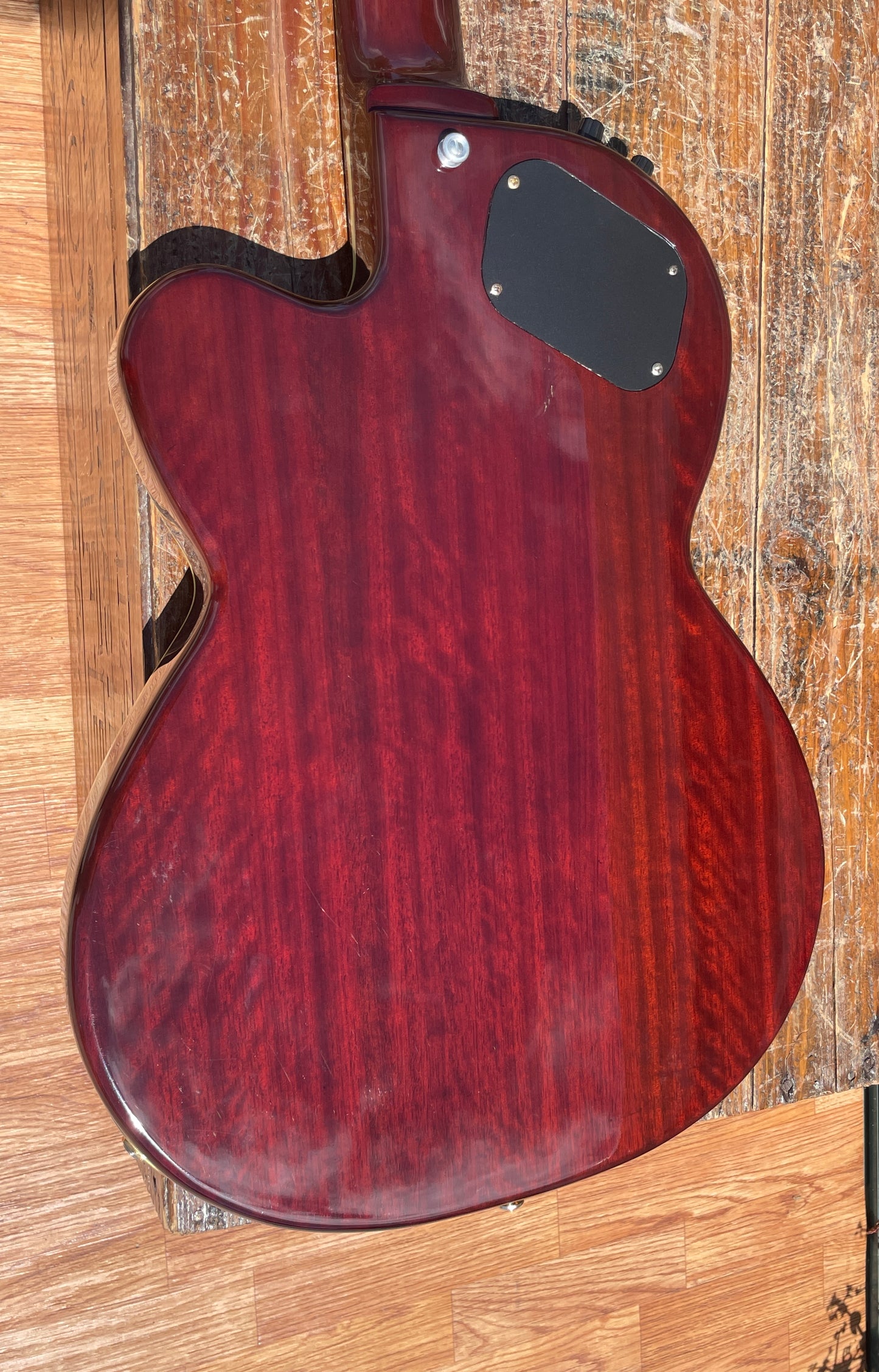 Epiphone Chet Atkins CEC Electric Classical Guitar Natural w/ OHSC