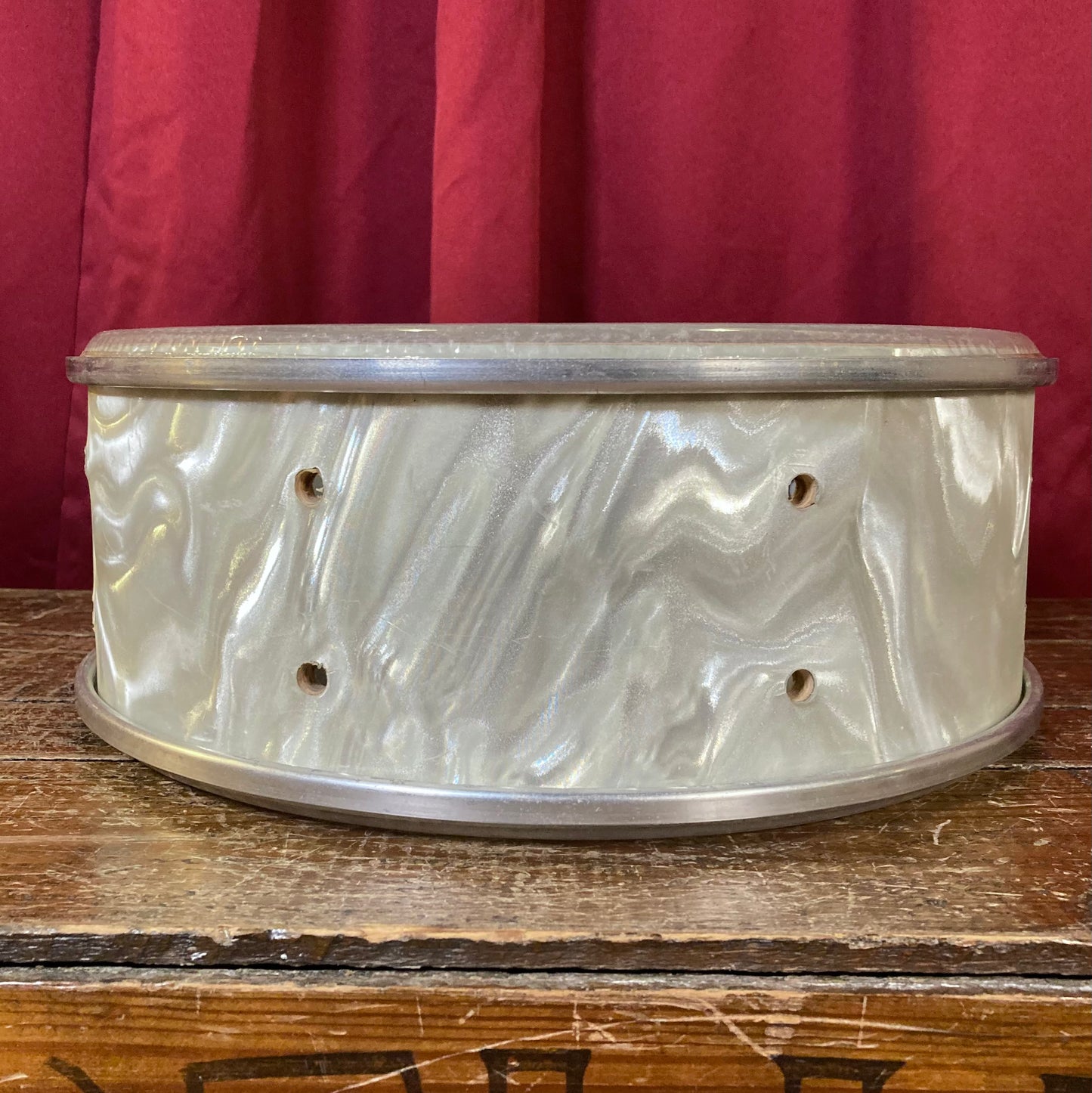 1960s Gretsch 5x14 Round Badge Snare Drum Shell White Satin Flame