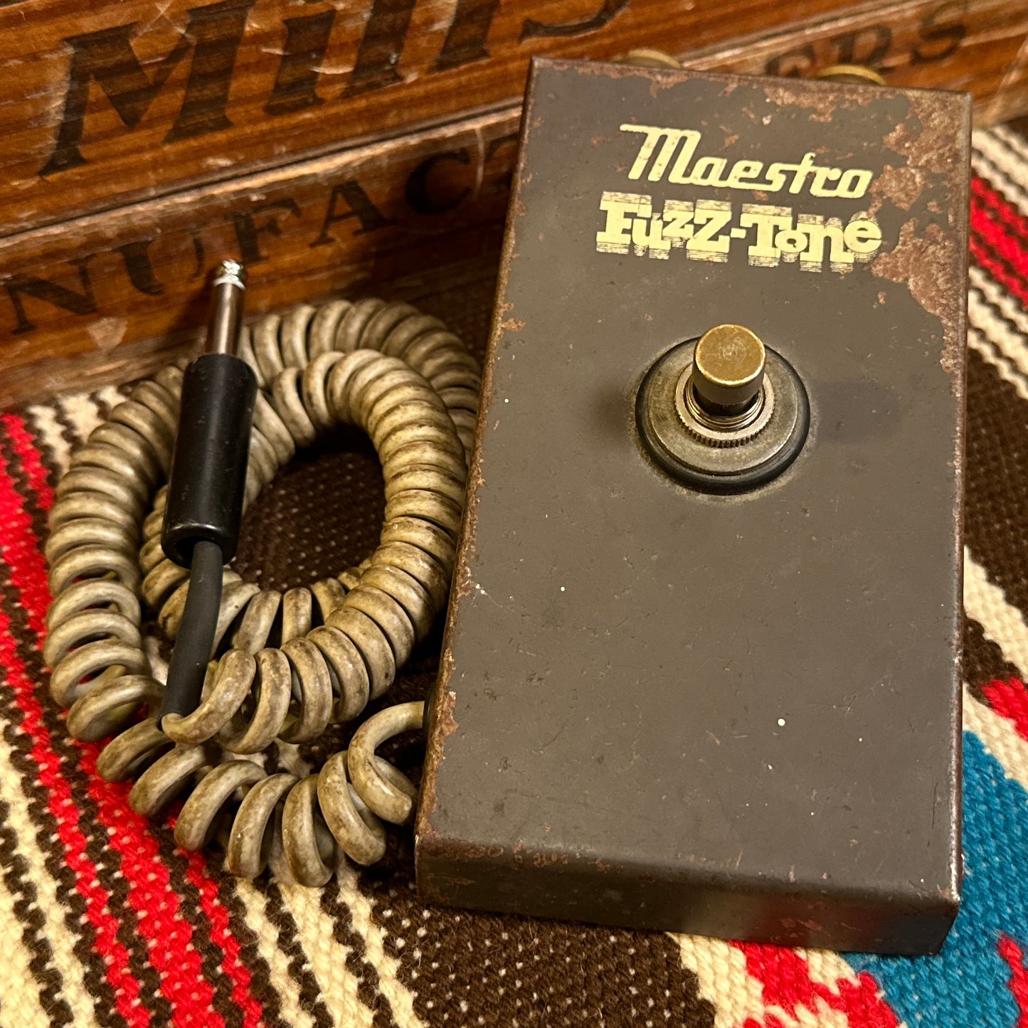 Vintage 1968 Maestro Gibson FZ-1A Fuzz-Tone Pedal