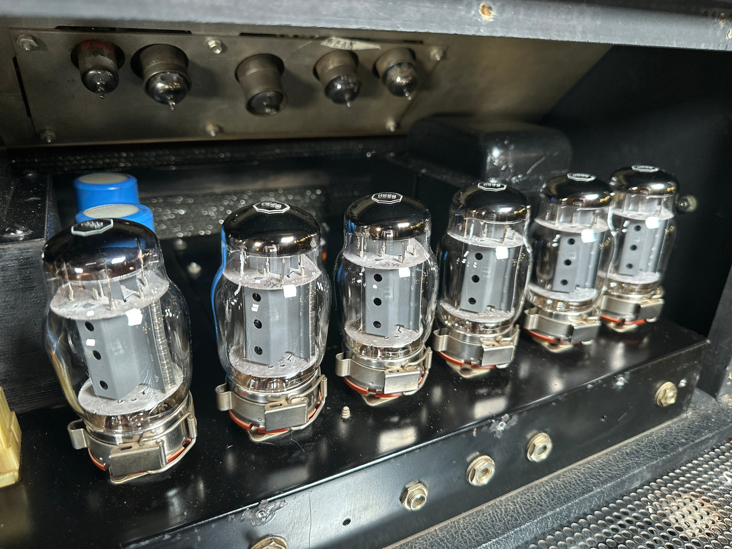 1976 Ampeg SVT Black Curved Line 300 Watt Bass Amplifier Head