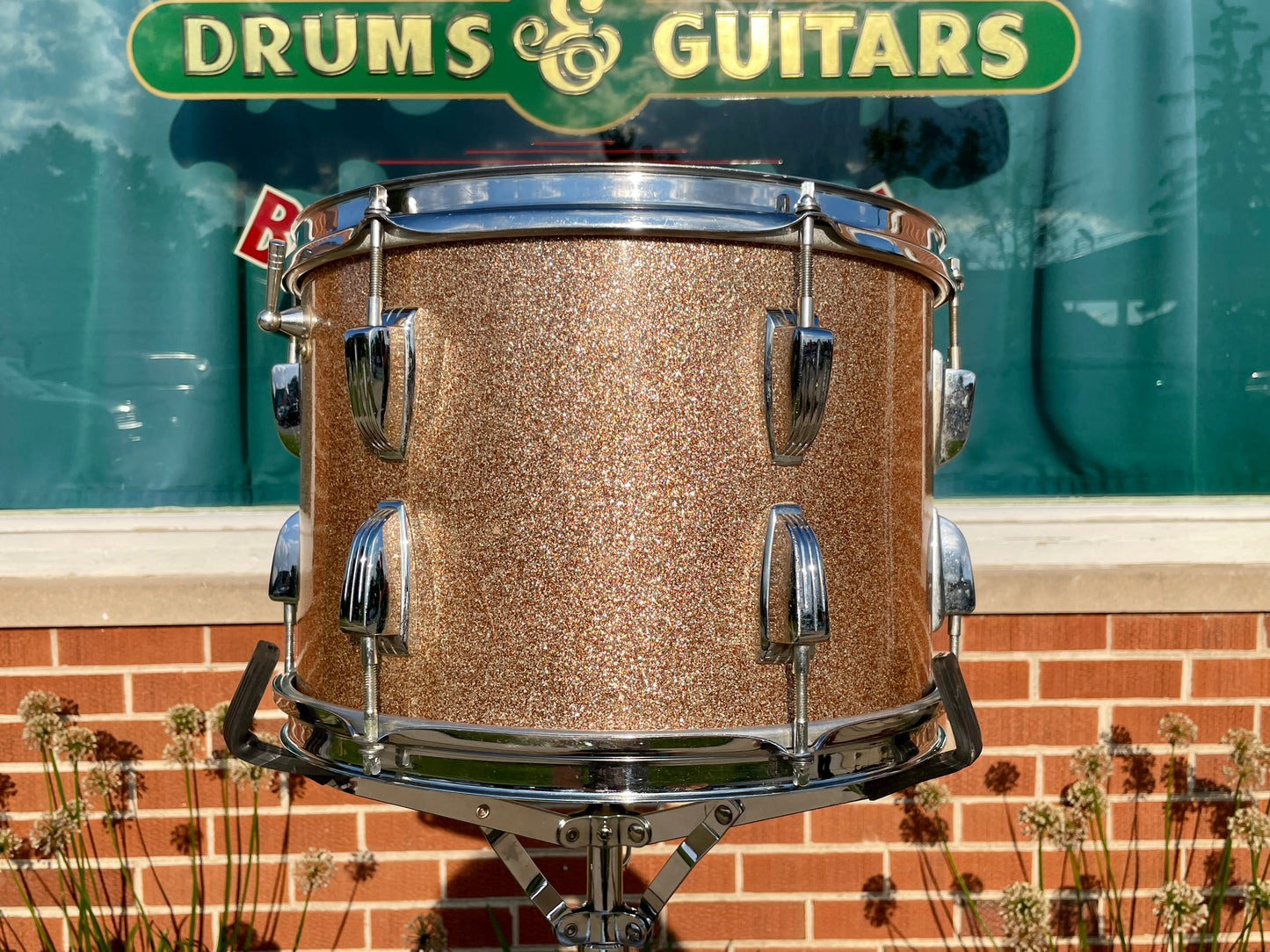 1960s Ludwig 9x13 Super Classic Tom Drum Single Champagne Sparkle