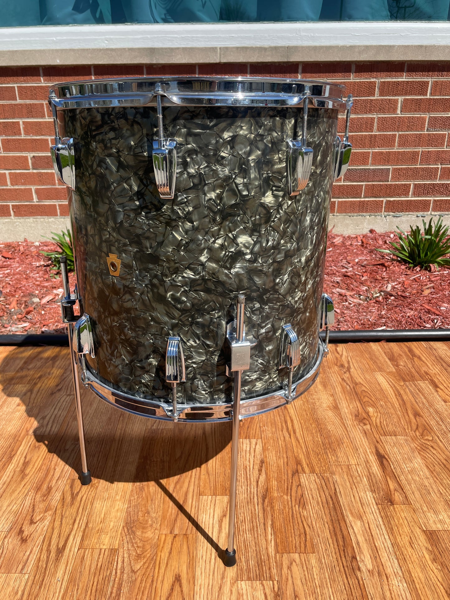 1948-1952 WFL 16x16 Floor Tom Single Black Diamond Pearl Ludwig