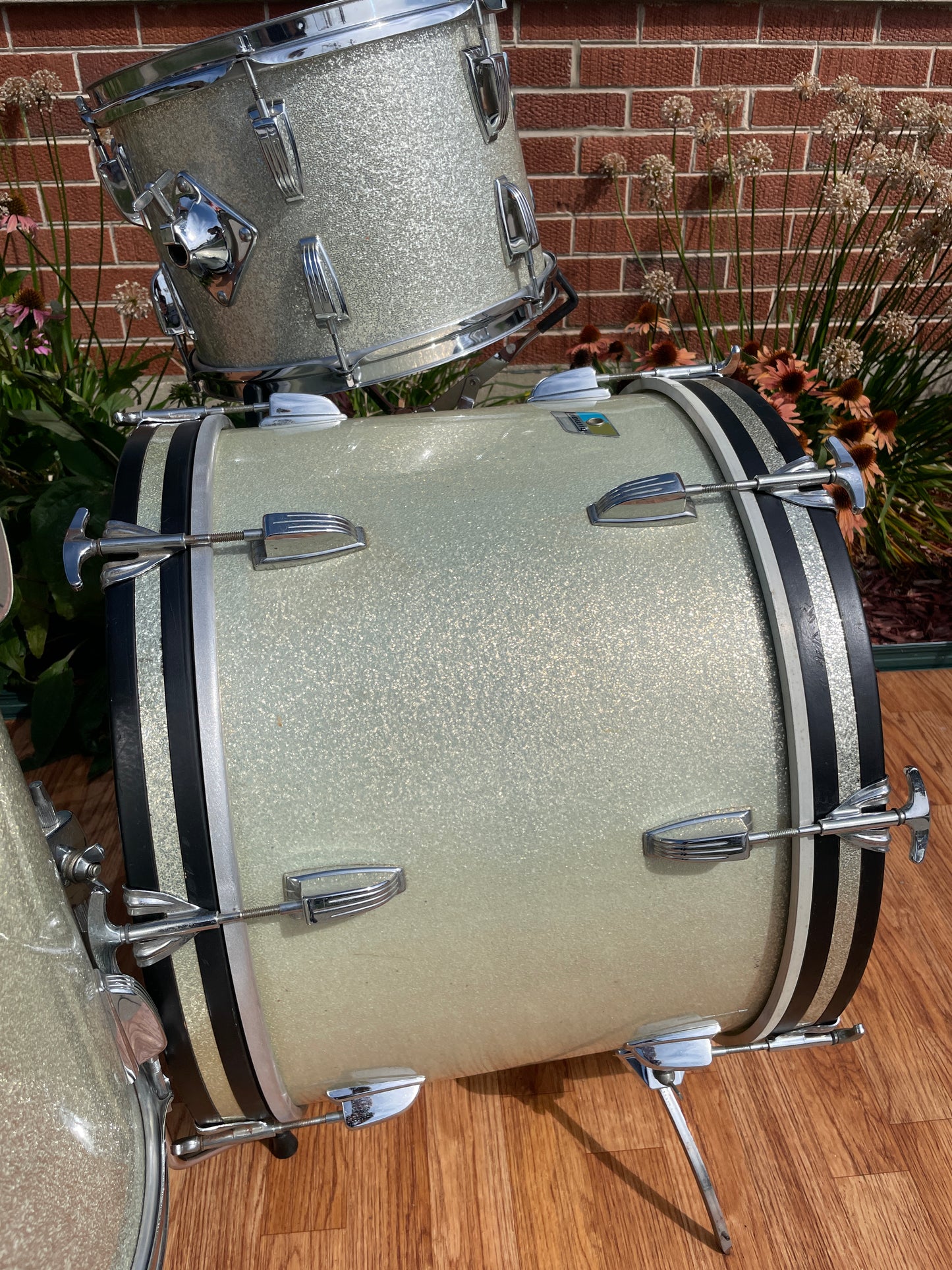 1970s Ludwig 3-Ply Drum Set Silver Sparkle 20/13/16