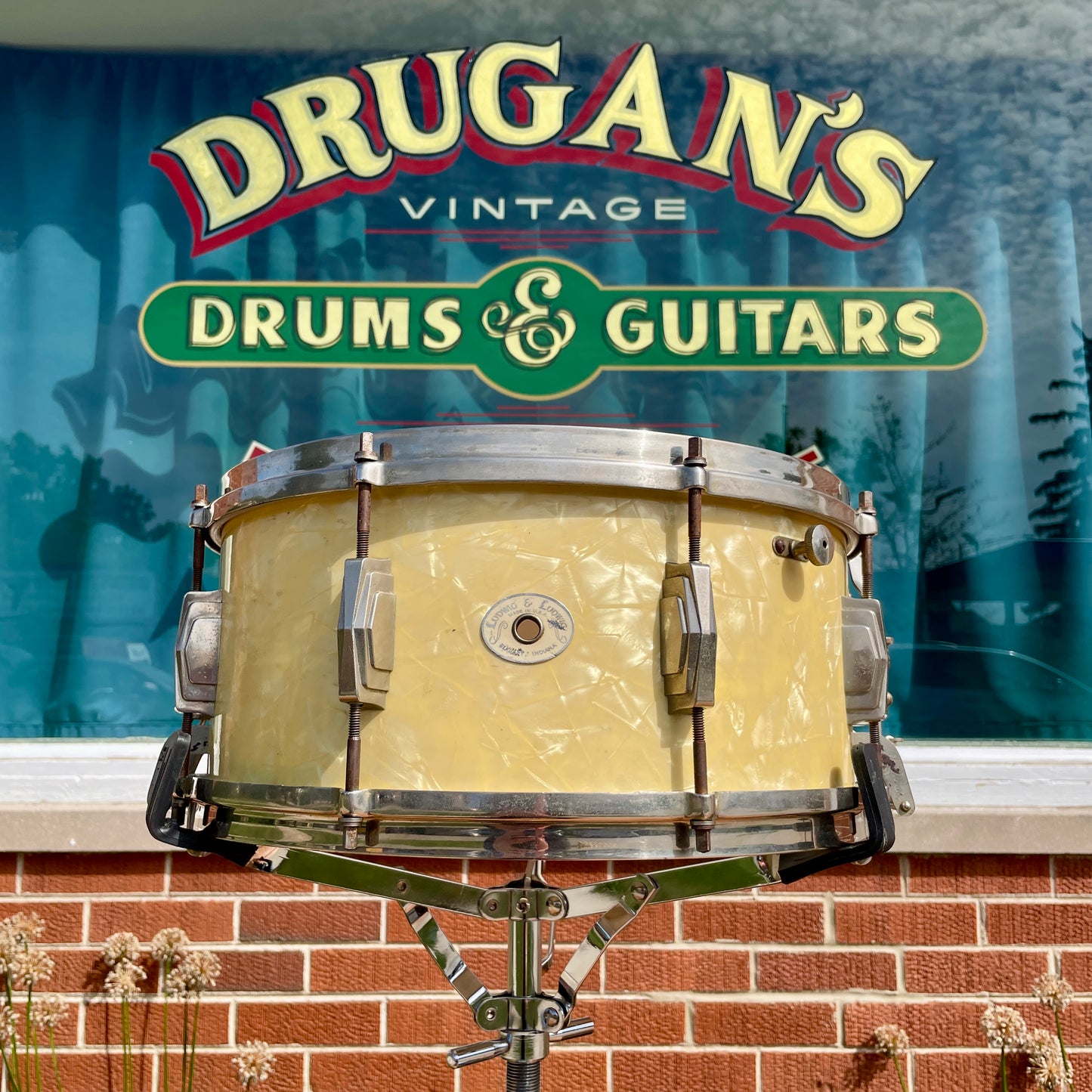 1947 Ludwig & Ludwig 6.5x14 Standard No. 35 Snare Drum White Marine Pearl Elkhart