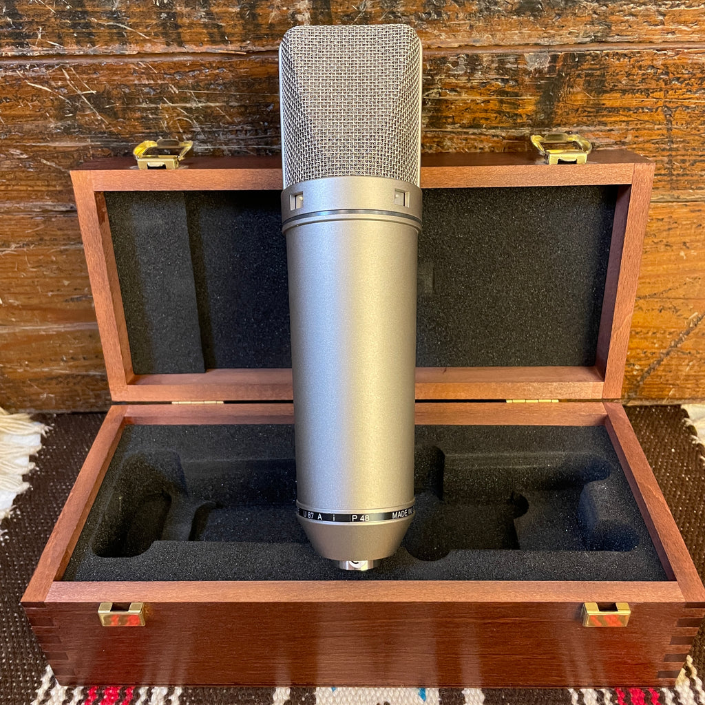 Neumann U87 Ai Professional Condenser Microphone Studio Set w/ Shockmo