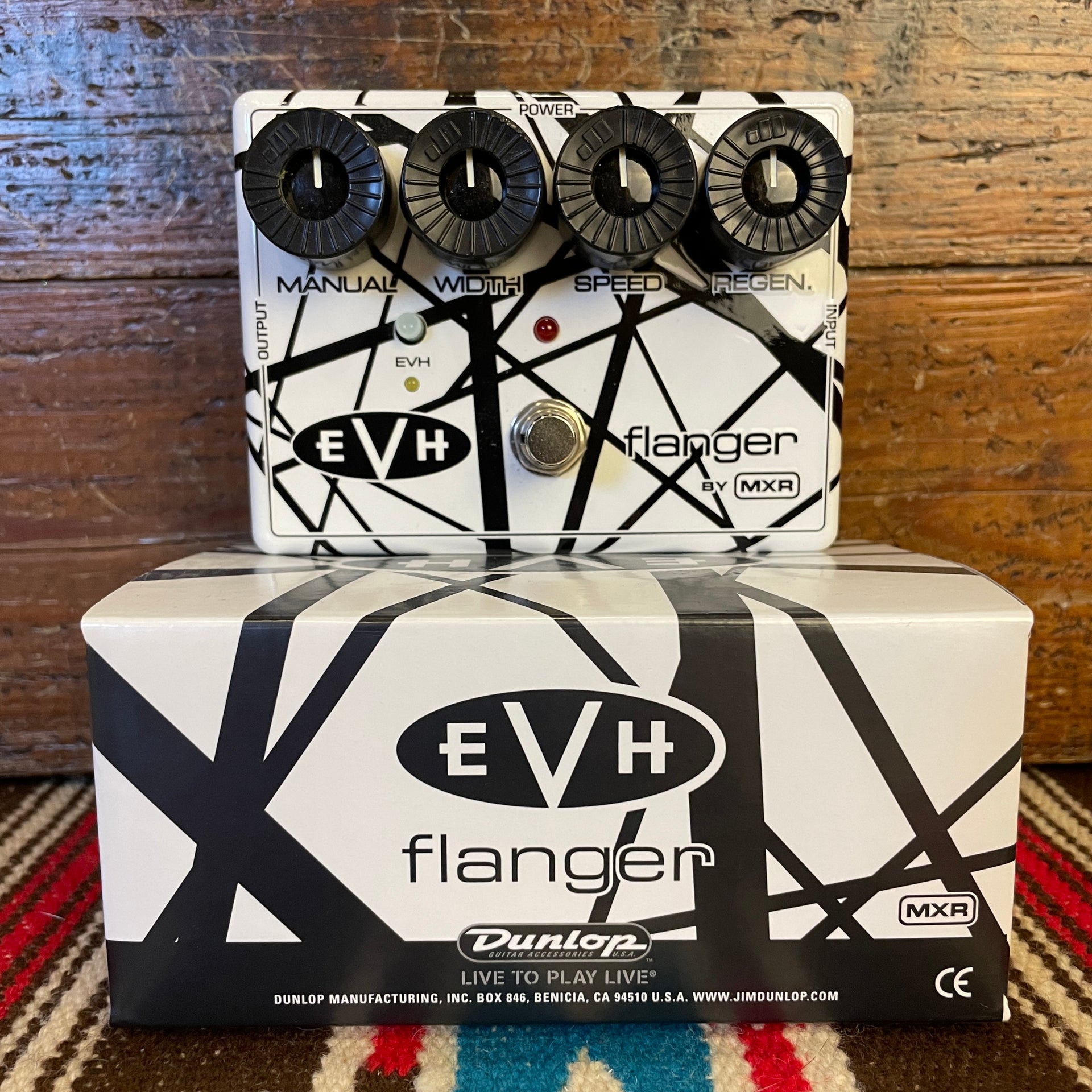 MXR EVH Flanger Pedal White EVH117 Eddie Van Halen w/ Box – Drugan's Drums & Guitars