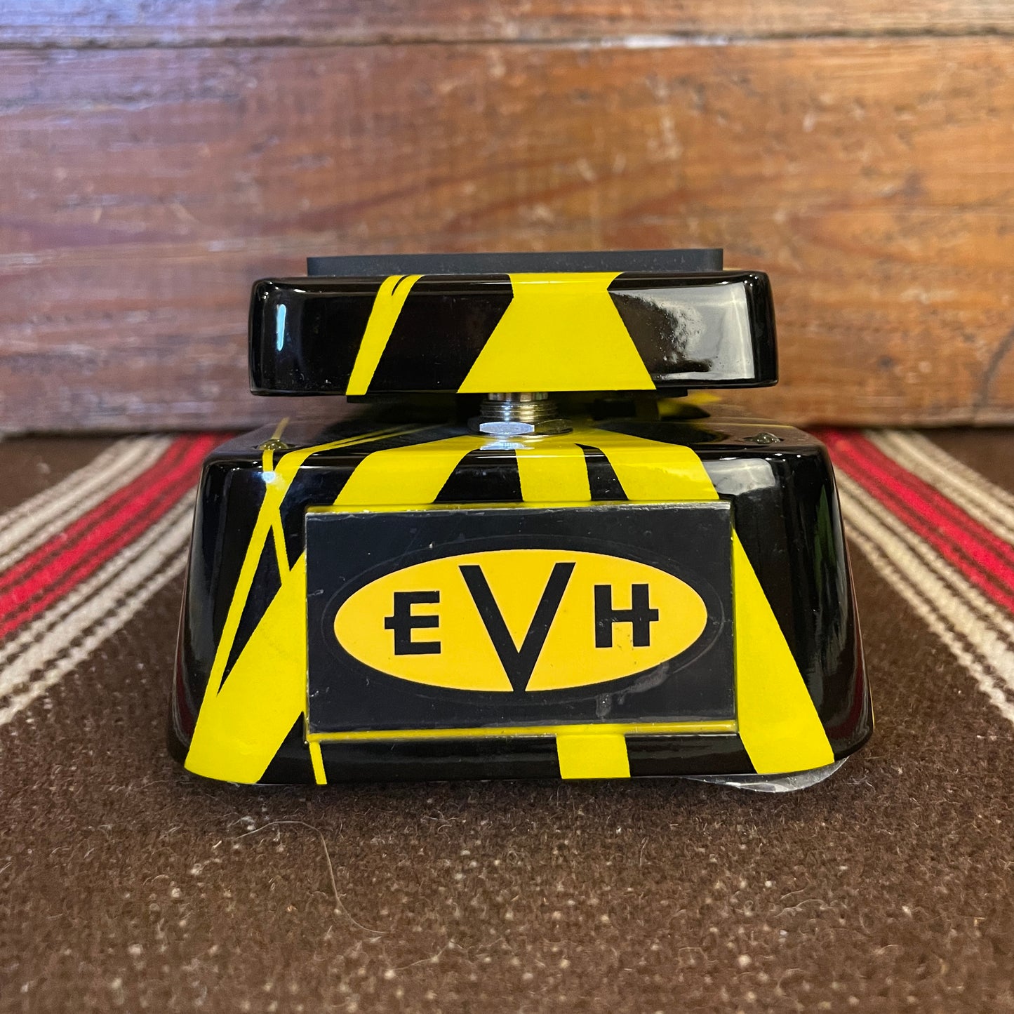 MXR Dunlop Crybaby Wah Pedal EVH95 Eddie Van Halen w/ Box MXR