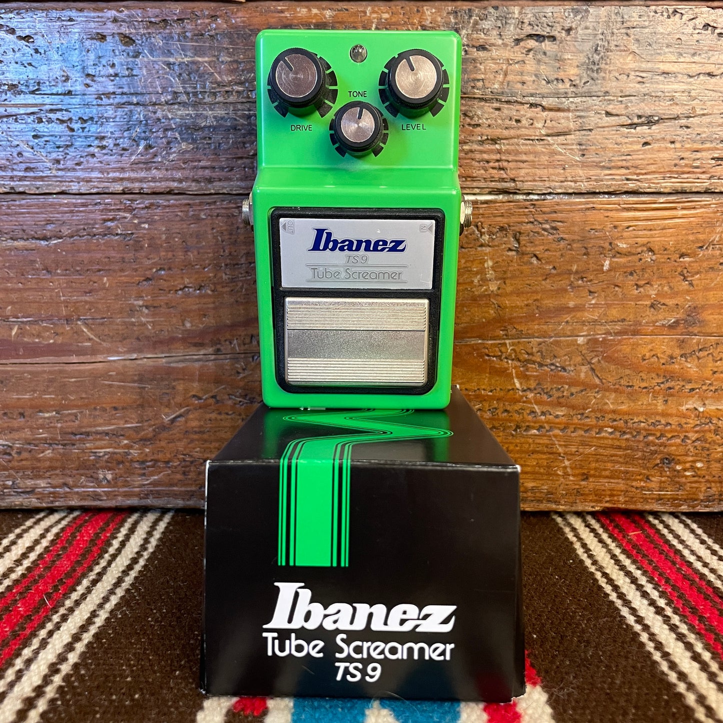 ts9 pedal Ibanez TS9 Tube Screamer Overdrive Pedal w/ Box – Drugan's Drums & Guitars