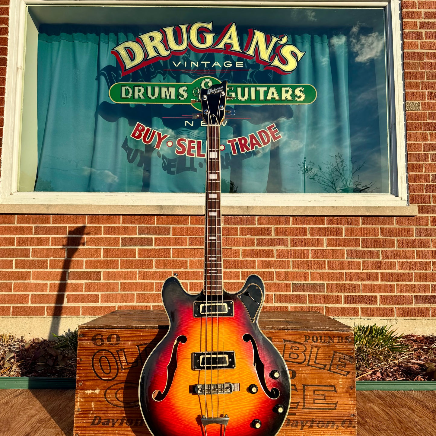 Vintage Univox Custom Coily 330 Style Short Scale Bass Sunburst MIJ