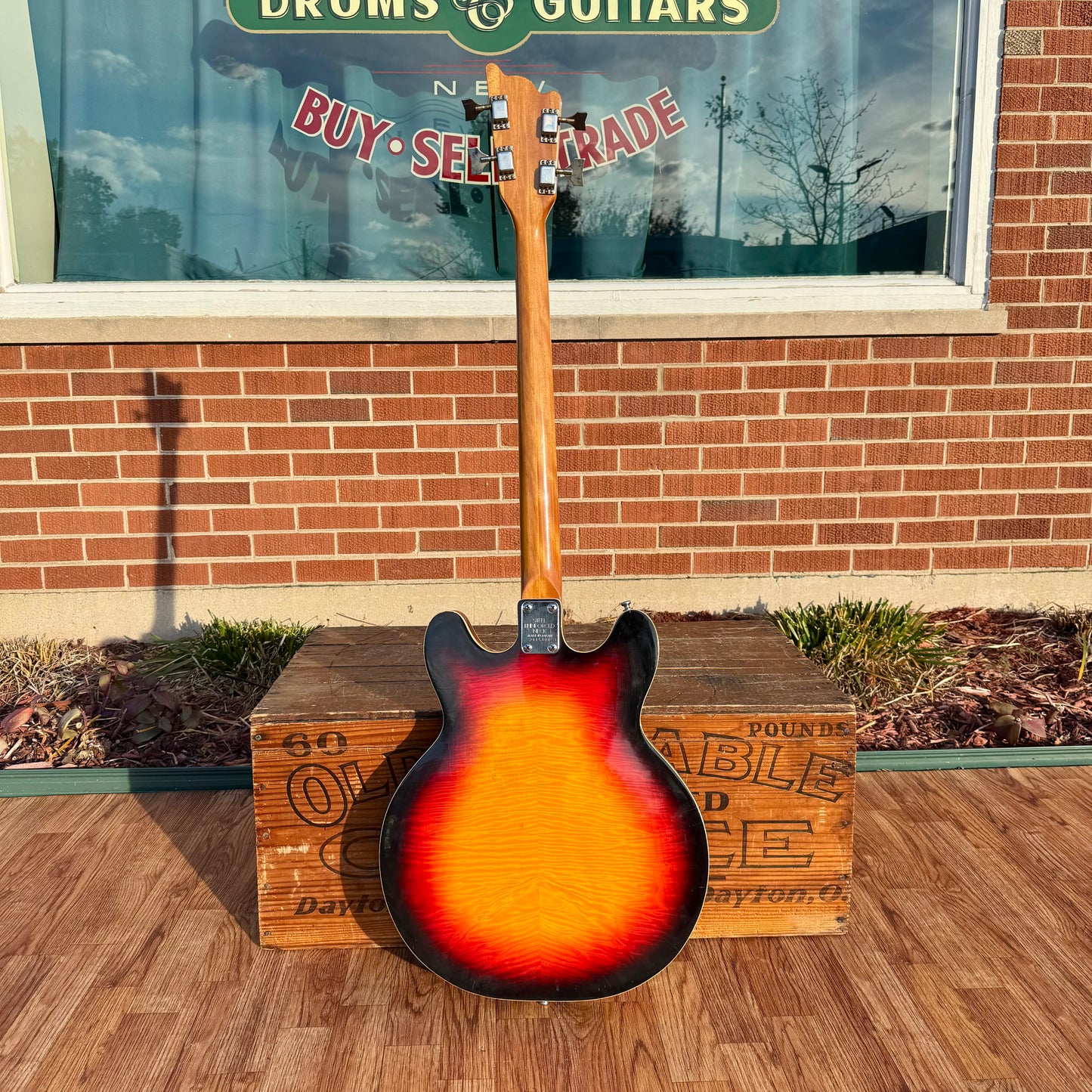 Vintage Univox Custom Coily 330 Style Short Scale Bass Sunburst MIJ