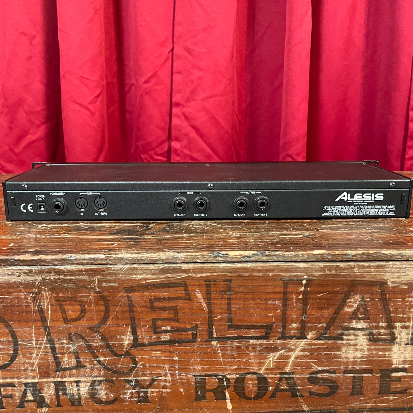 Alesis MidiVerb 4 Rackmount Reverb Effects Processor