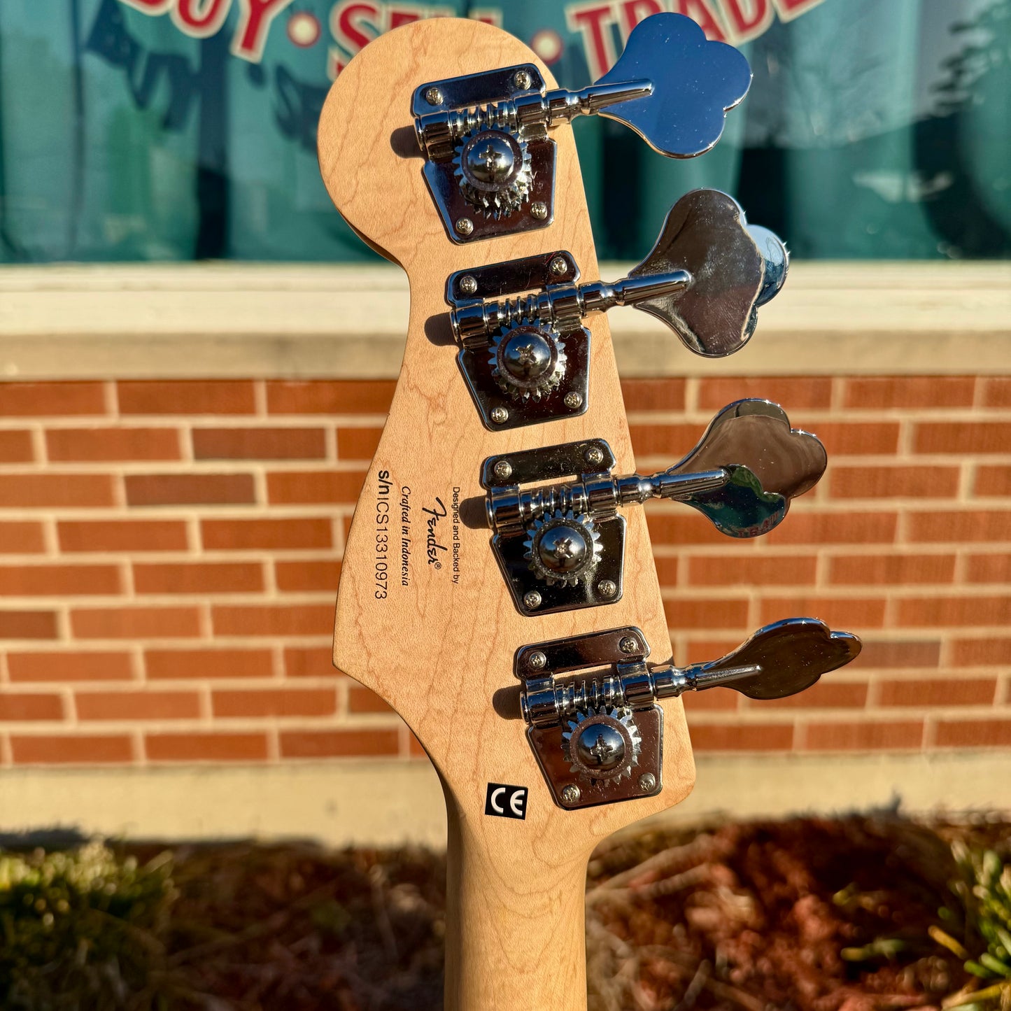 Fender Squier Vintage Modified Jaguar Bass Special SS Candy Apple Red Short Scale w/ Gig Bag