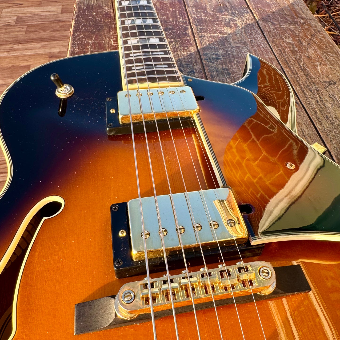 Ibanez LGB30 George Benson Signature Hollowbody Electric Guitar Vintage Sunburst w/ OHSC