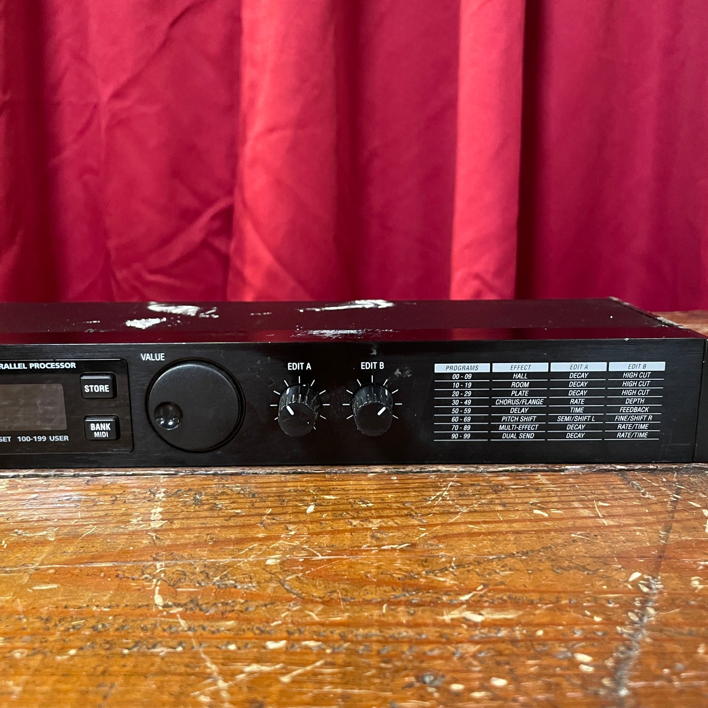 Alesis MicroVerb 4 18-Bit Multi Effects Signal Processor