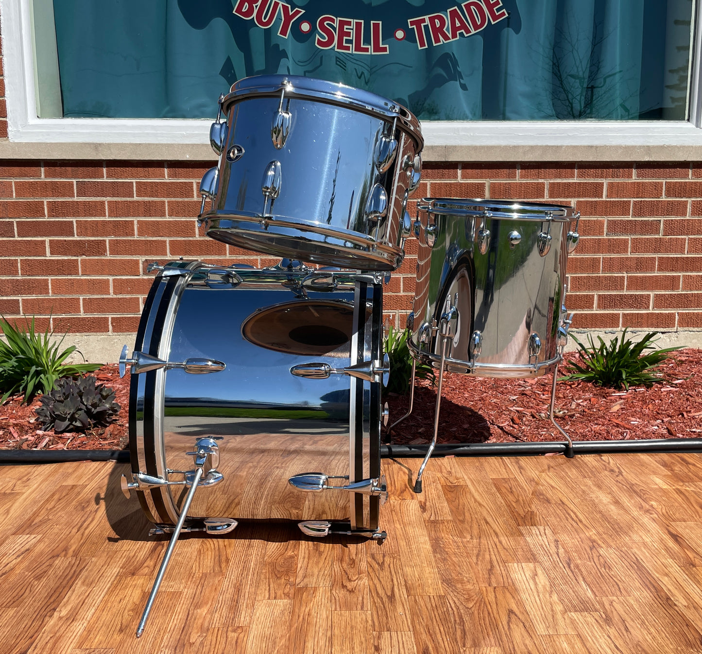 1970s Slingerland No. 9N Modern Jazz Outfit Drum Set Chrome Over Wood 20/12/14