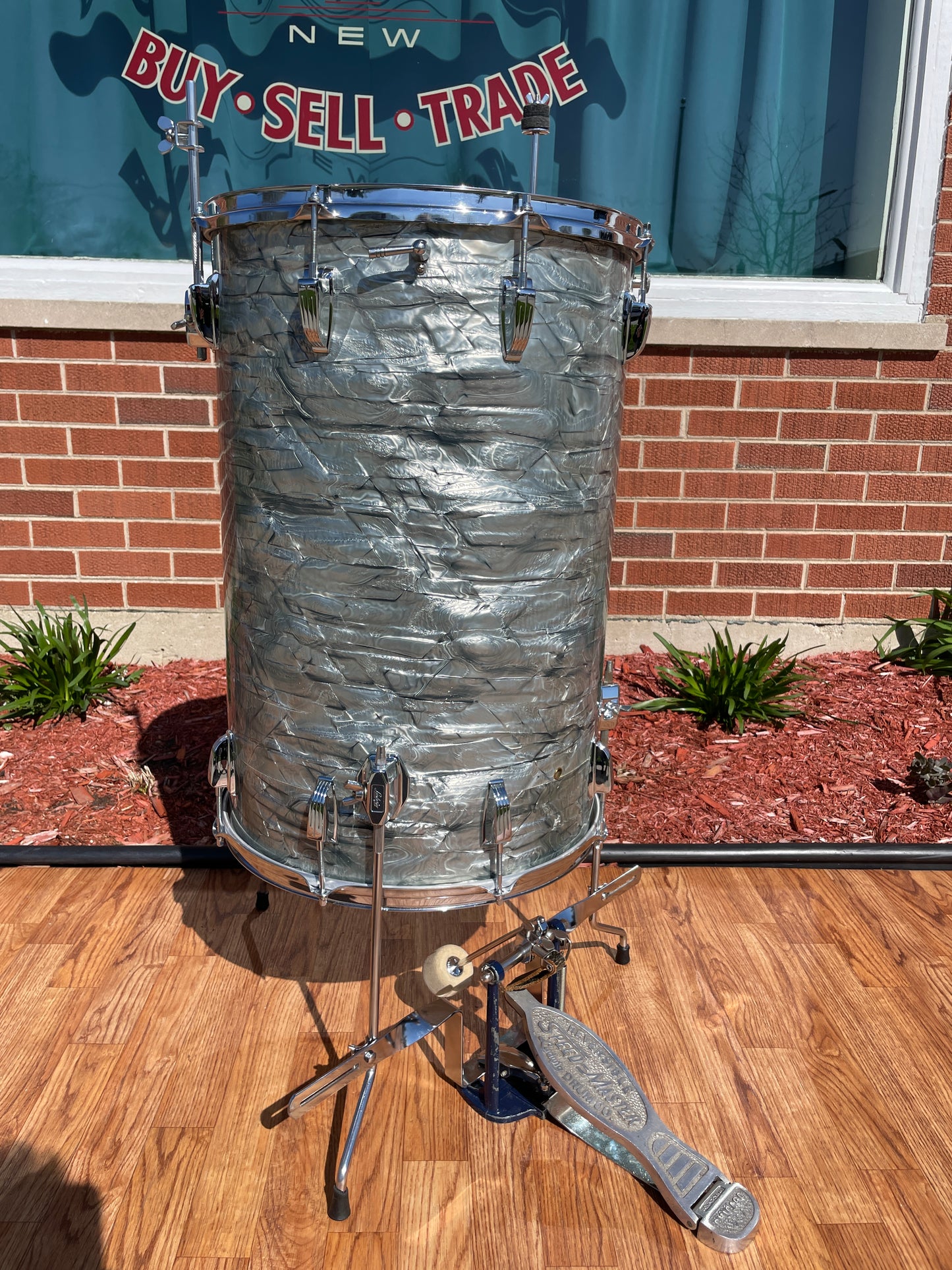 1965 Ludwig 24x16 No. 1109PC Miami Beach Stand-Up Set Sky Blue Pearl Cocktail Drum