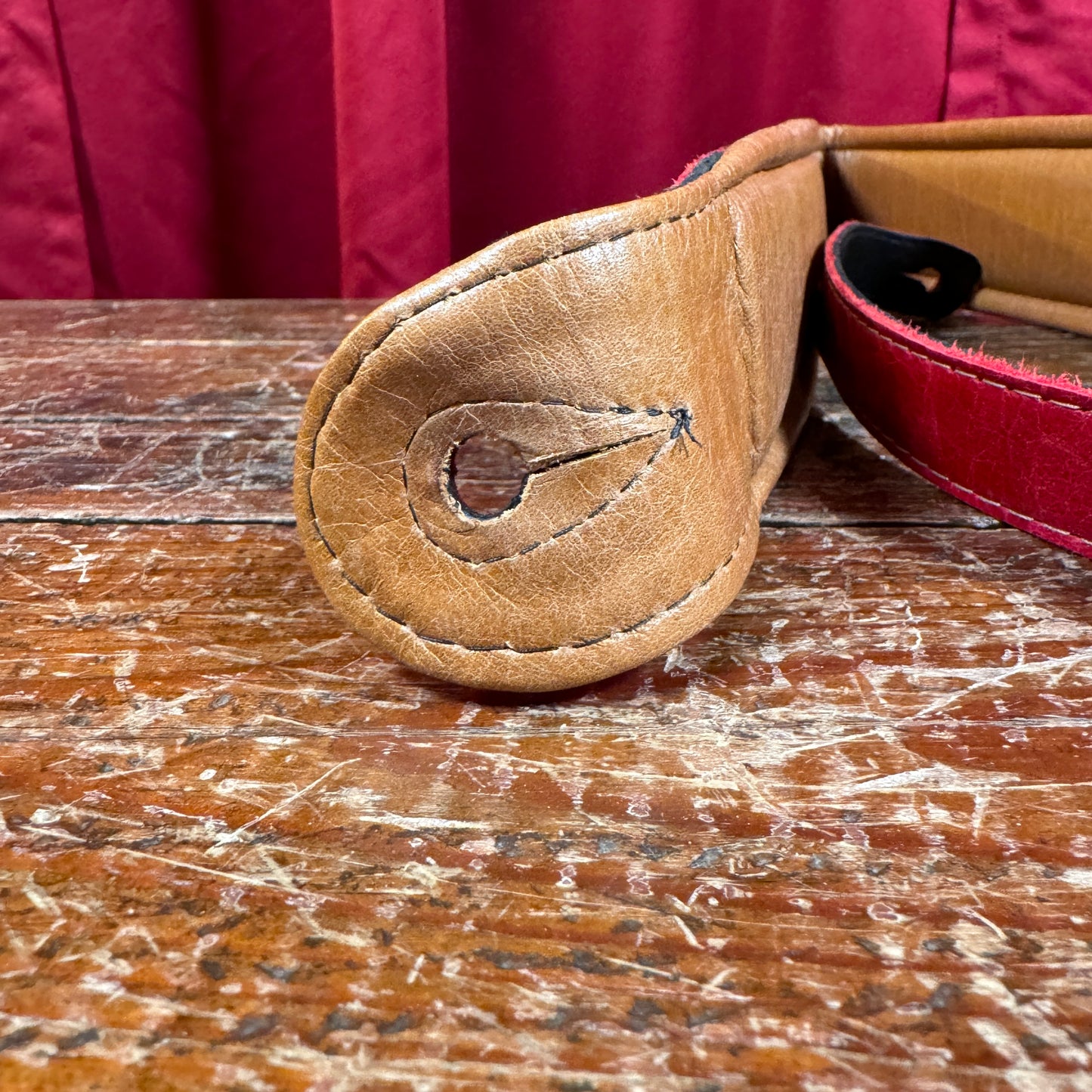 PRS Burgundy/Tan Wide Padded Leather Guitar Strap Paul Reed Smith