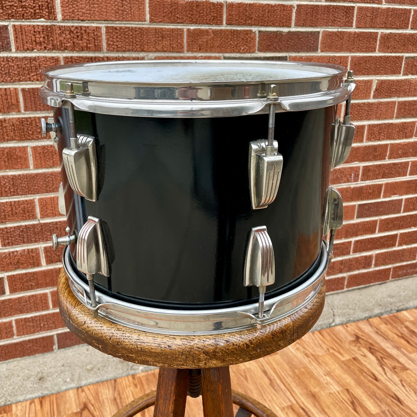 1955-1959 WFL 9x13 Super Classic Tom Drum Single Black Ludwig