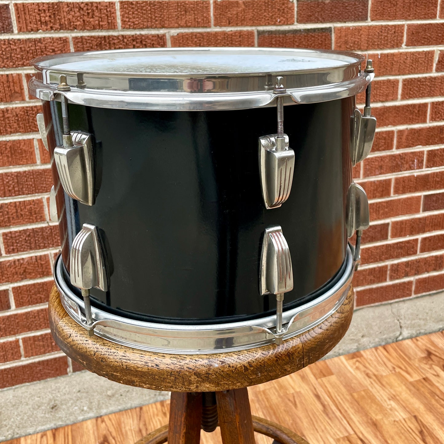 1955-1959 WFL 9x13 Super Classic Tom Drum Single Black Ludwig